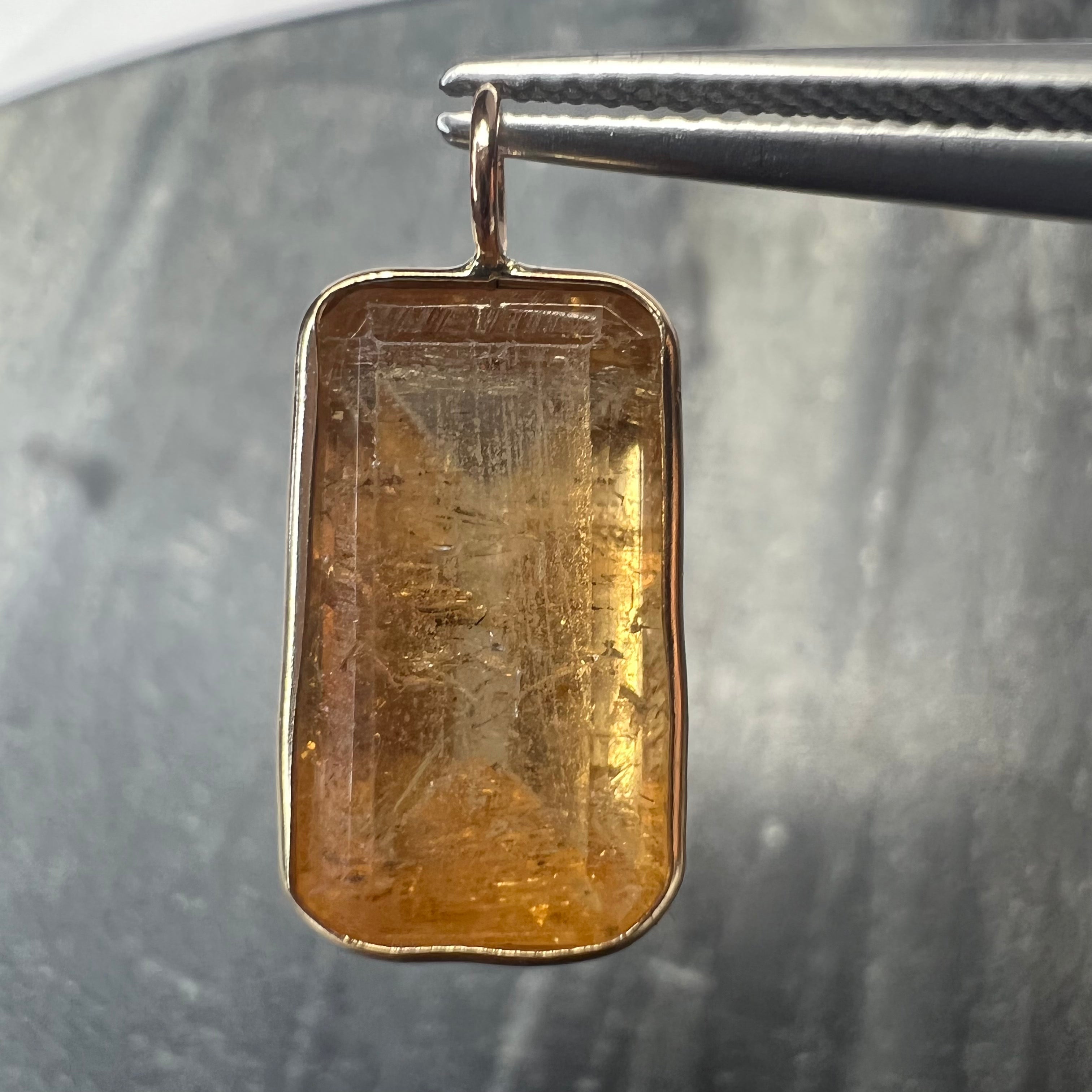 9CT Natural Imperial Topaz 14K Yellow Gold Charm Pendant 20x9mm