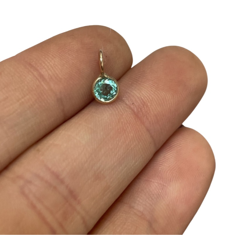 .40CT Colombian Emerald 14K Yellow Gold Pendant Charm