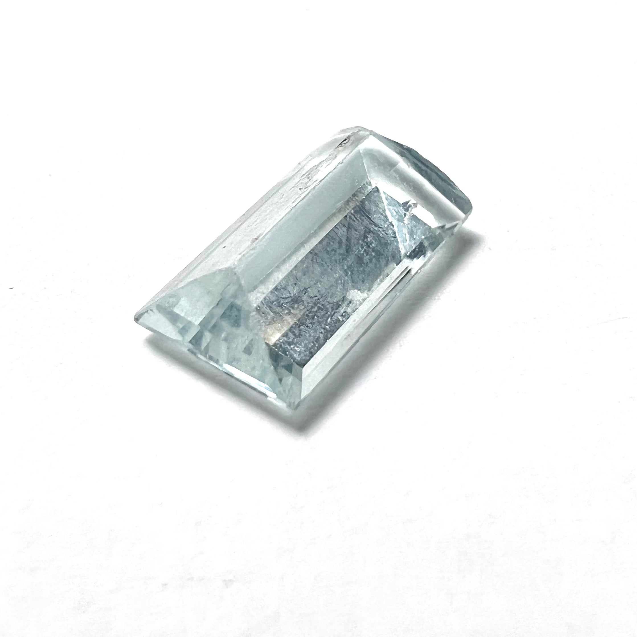 2.3CTW Loose Natural Aquamarine 11x6x3mm Earth mined Gemstone