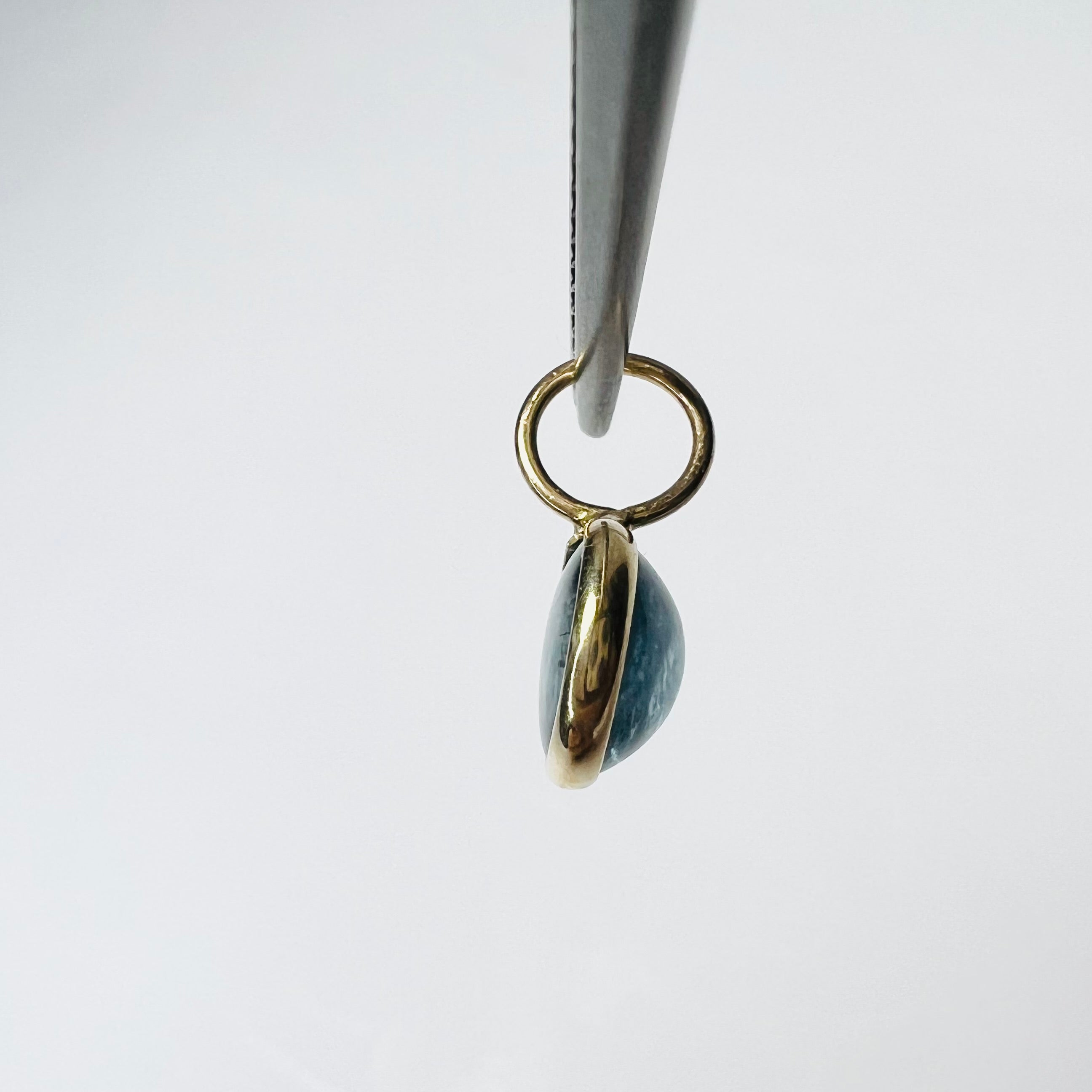 Natural Cabochon Sapphire 14K Yellow Gold Pendant Charm 12x7mm