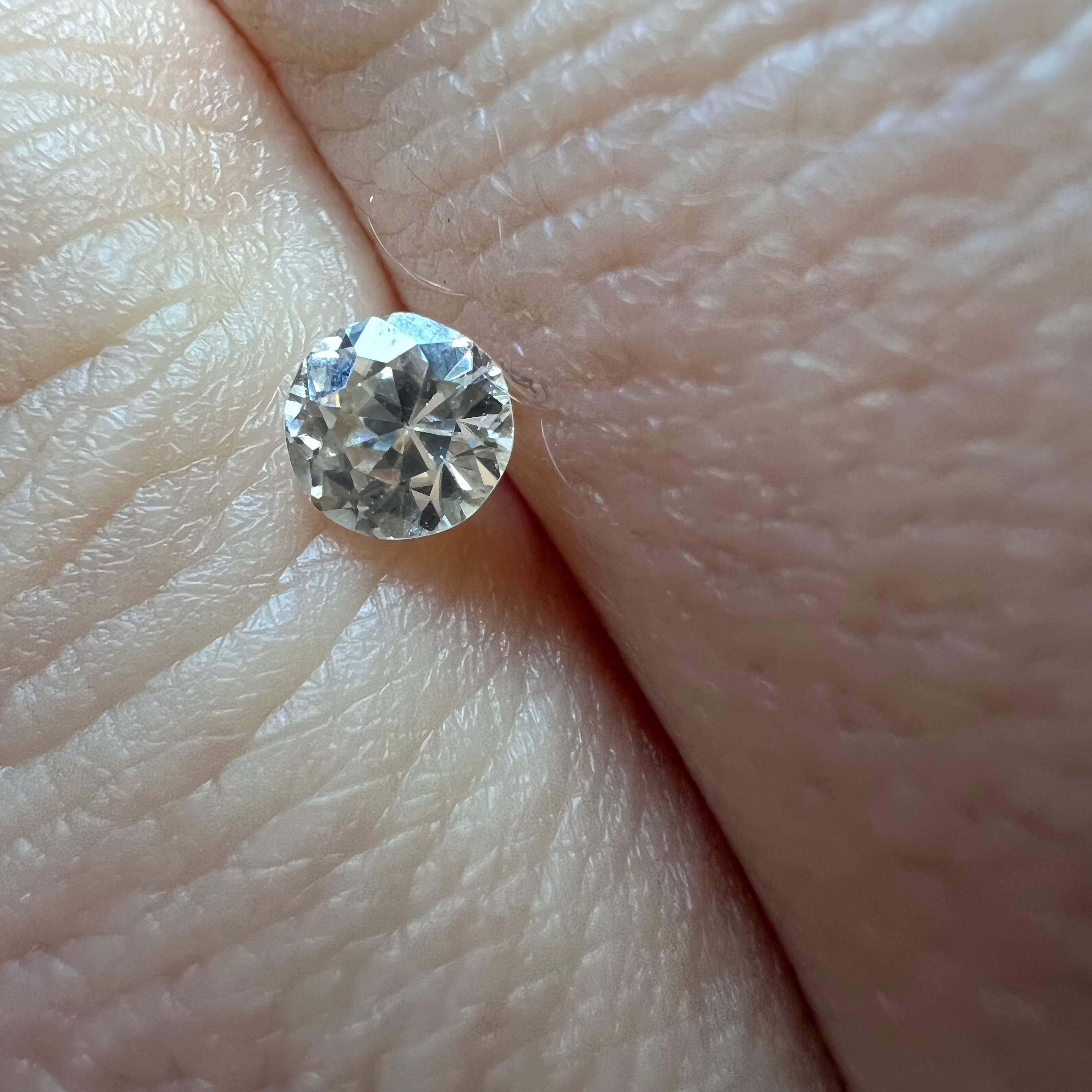 .33CT Brilliant Cut Diamond Champagne SI2/I1 4.18x2.93mm Natural Earth mined