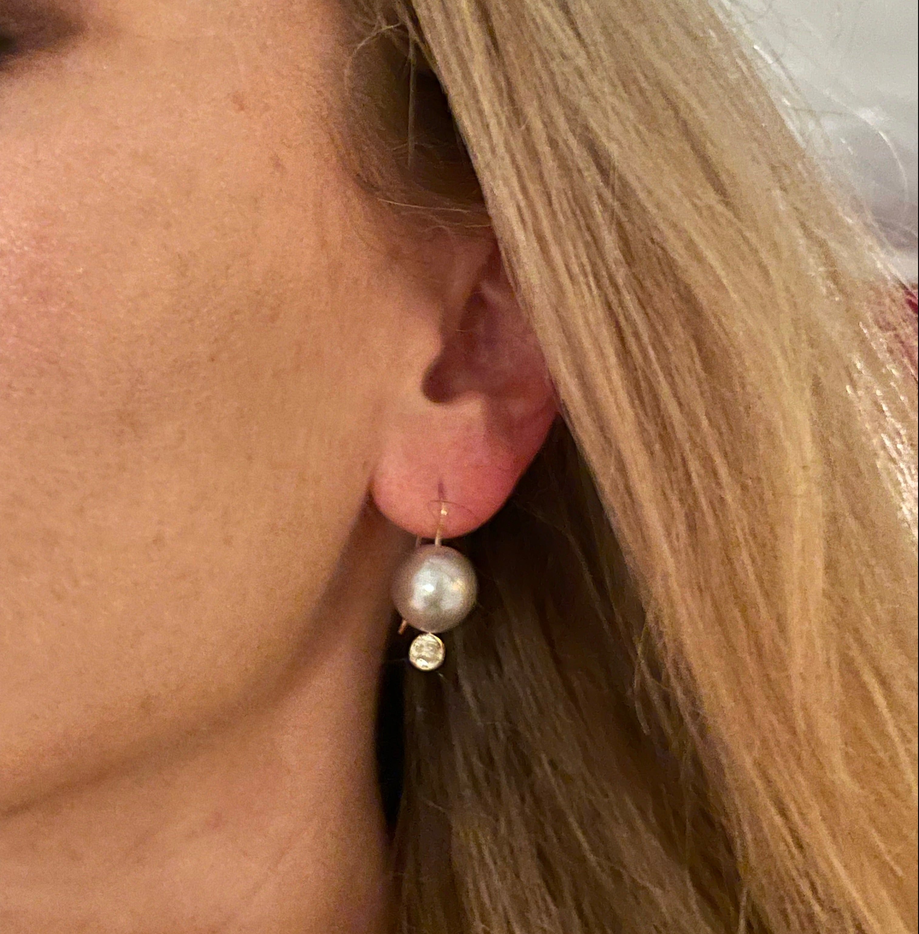 Stunning!14mm Freshwater Pearl and 1CTW Diamond 14K Gold Earrings