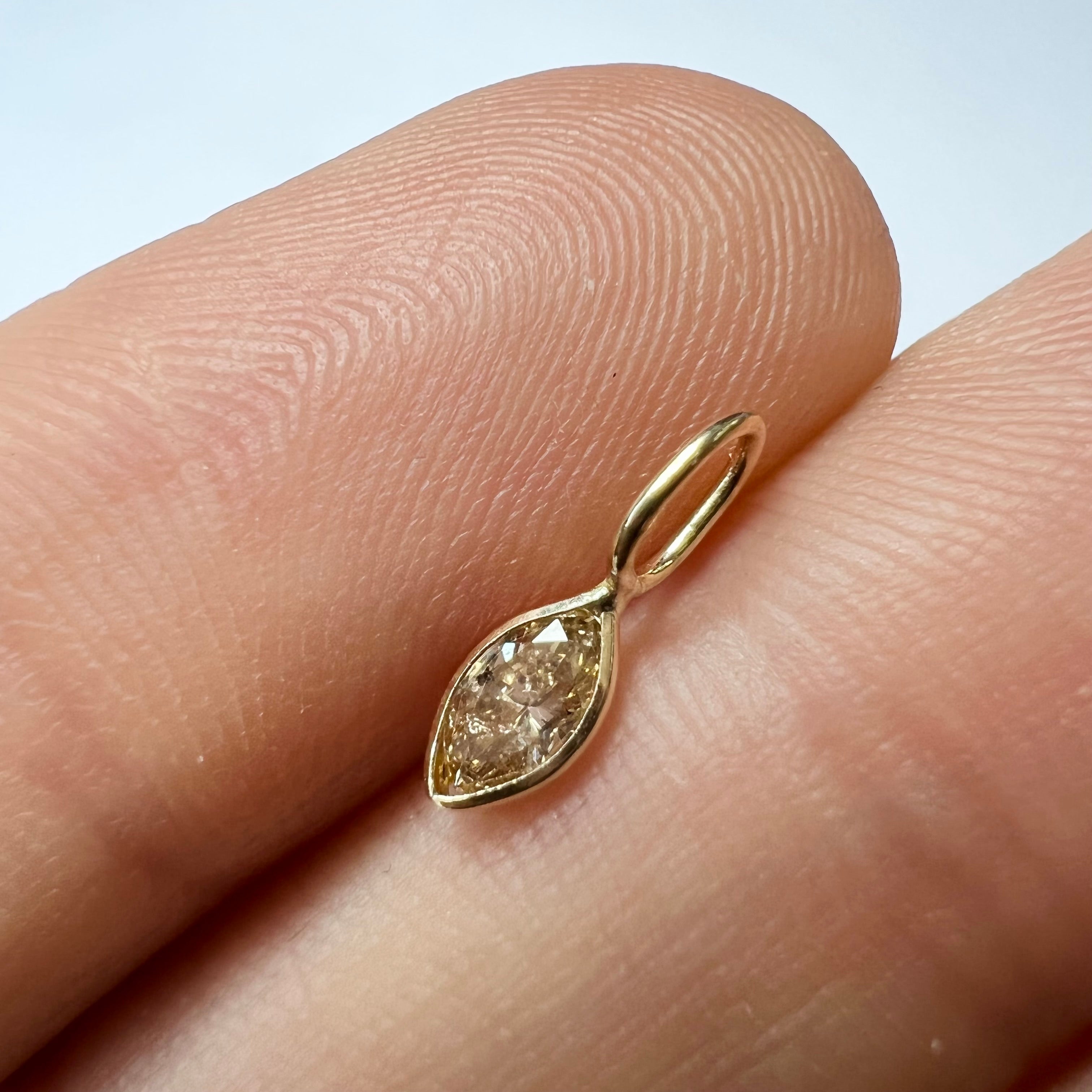 .15CT Natural Champagne Marquise Diamond 14K Yellow Gold Pendant Charm 12x3.5mm