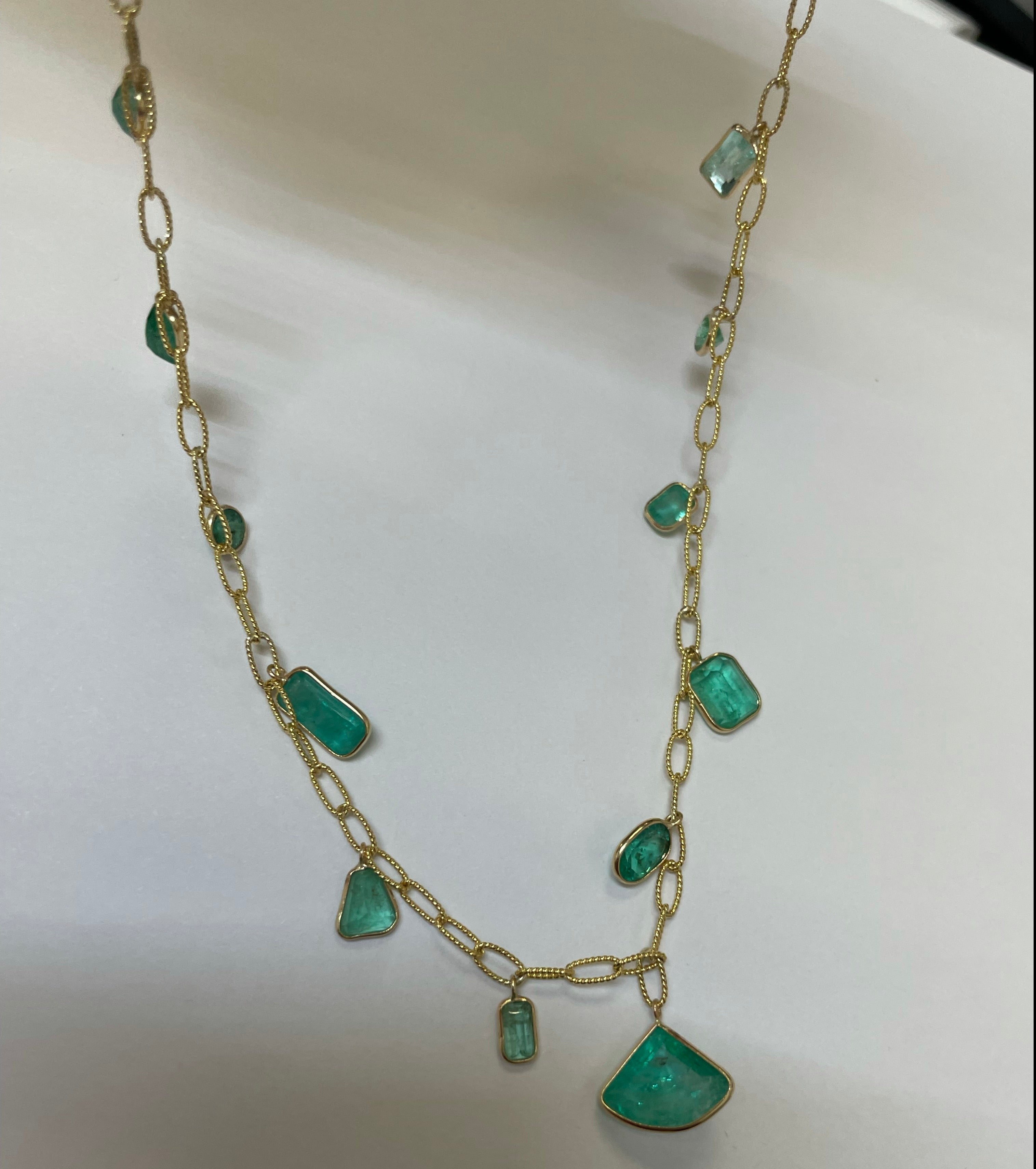 10.3CTS Multi Shape Colombian Emeralds 16" 14K Yellow Gold Dangle Necklace