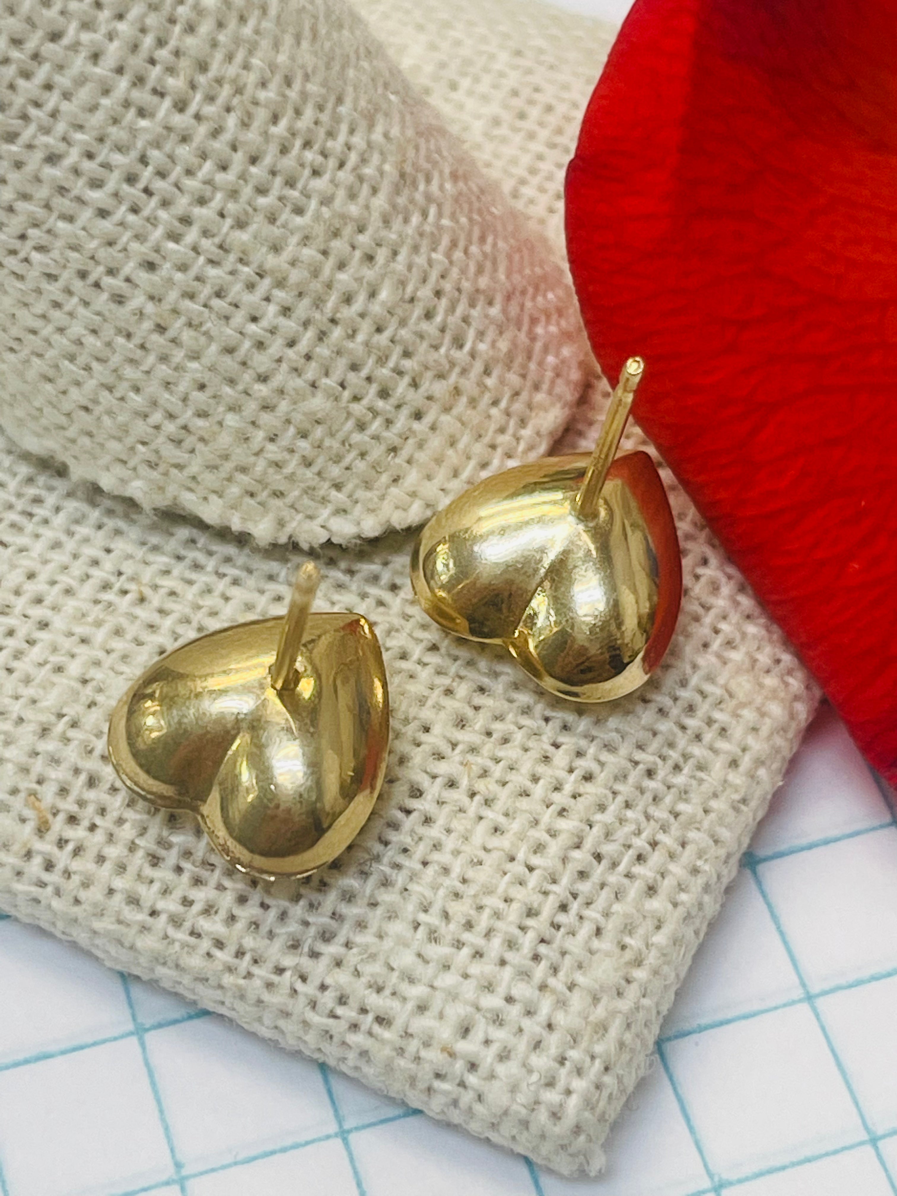 14K Yellow Gold Puffy Heart Stud Earrings