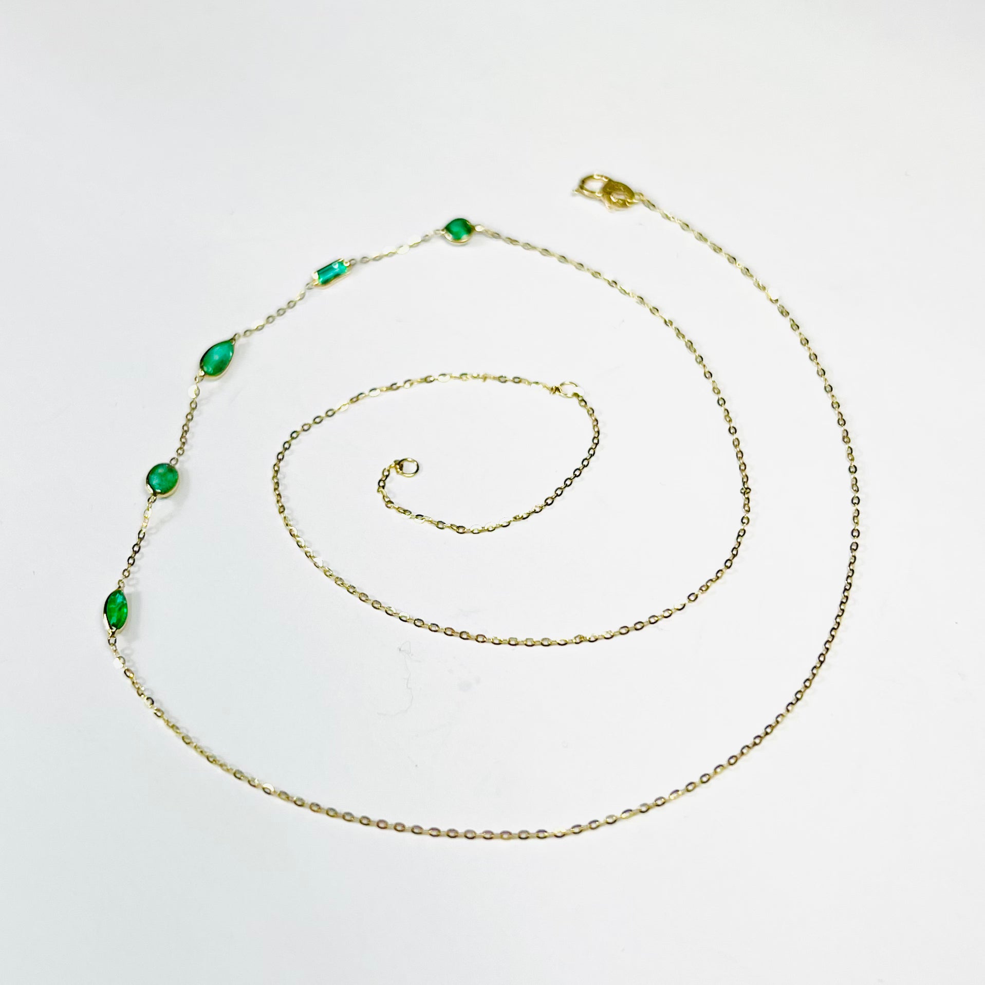 Stationed Emerald  19" 14K Yellow Gold Flat Cable Chain Necklace
