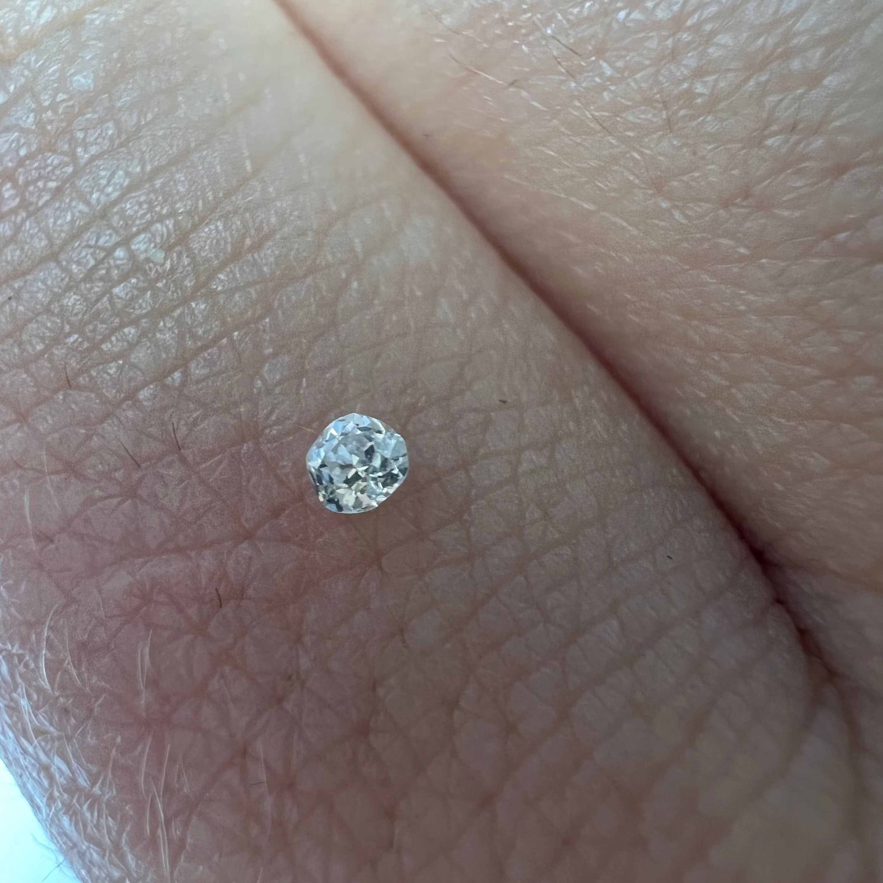 .035 CT Old Mine Cut Diamond J VS2 2.03x1.32mm Natural Earth mined