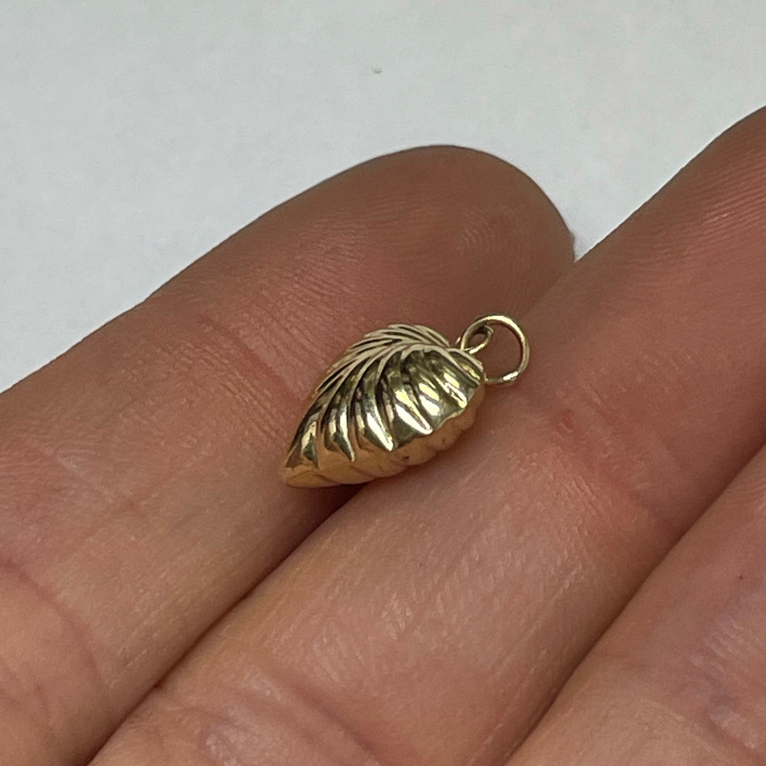 14K Yellow Gold Puffy Heart Pendant Charm