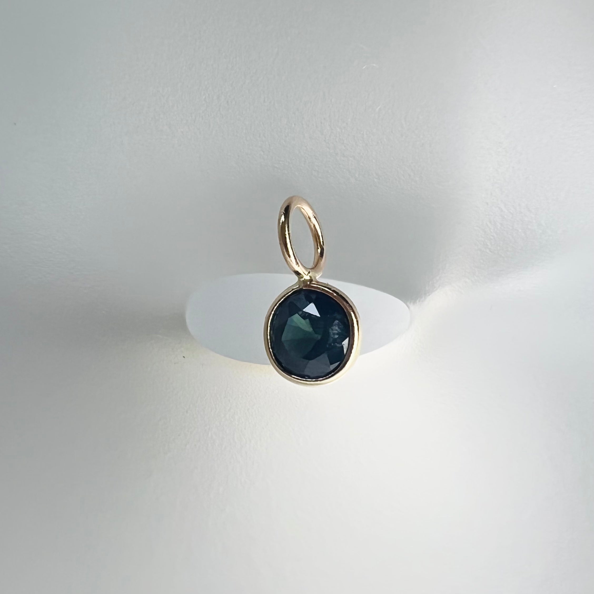 .45CT Natural Sapphire 14K Yellow Gold Pendant Charm 9x5mm