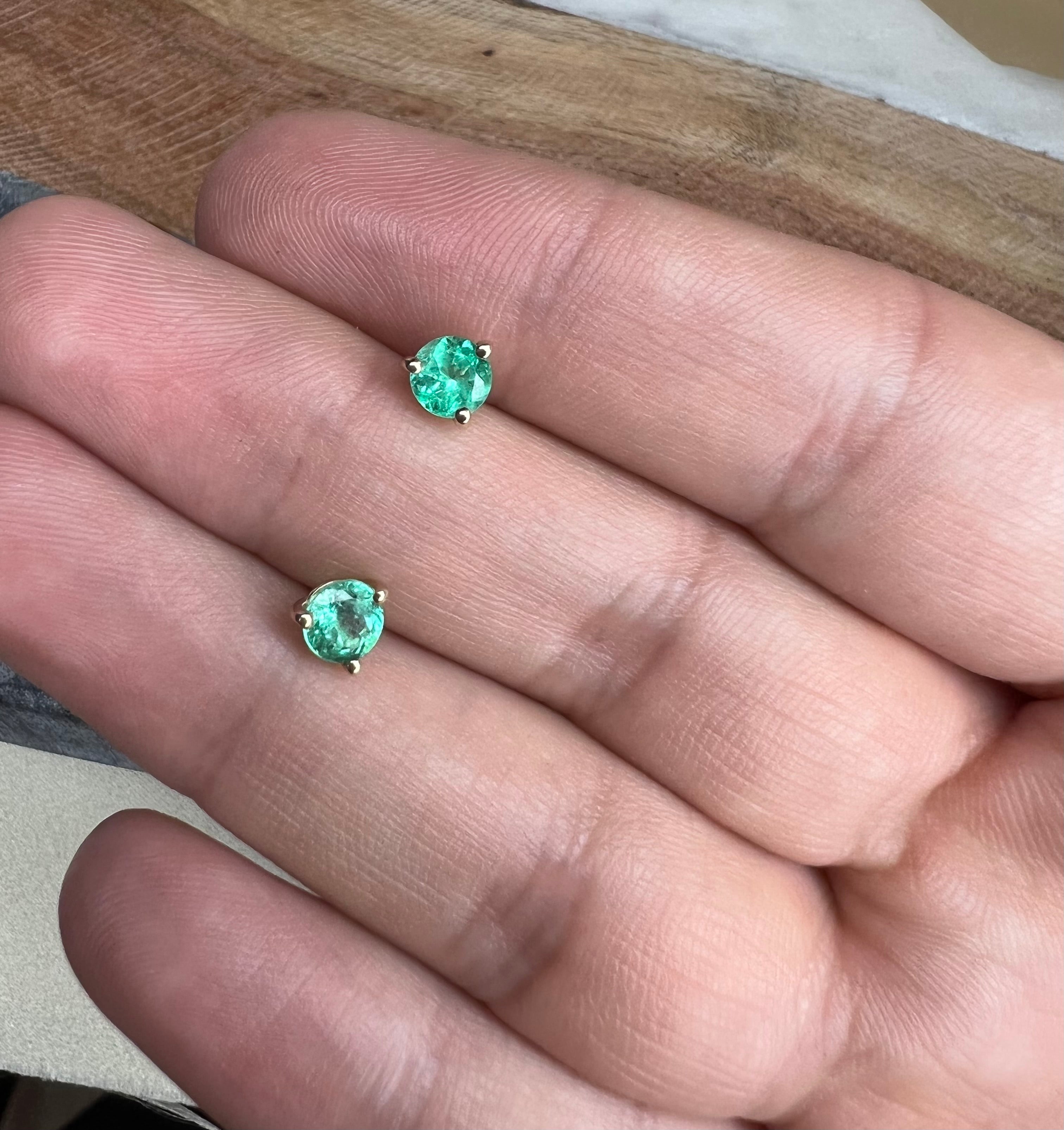 .95CT Colombian Emerald Round 14K Yellow Gold Stud Earrings