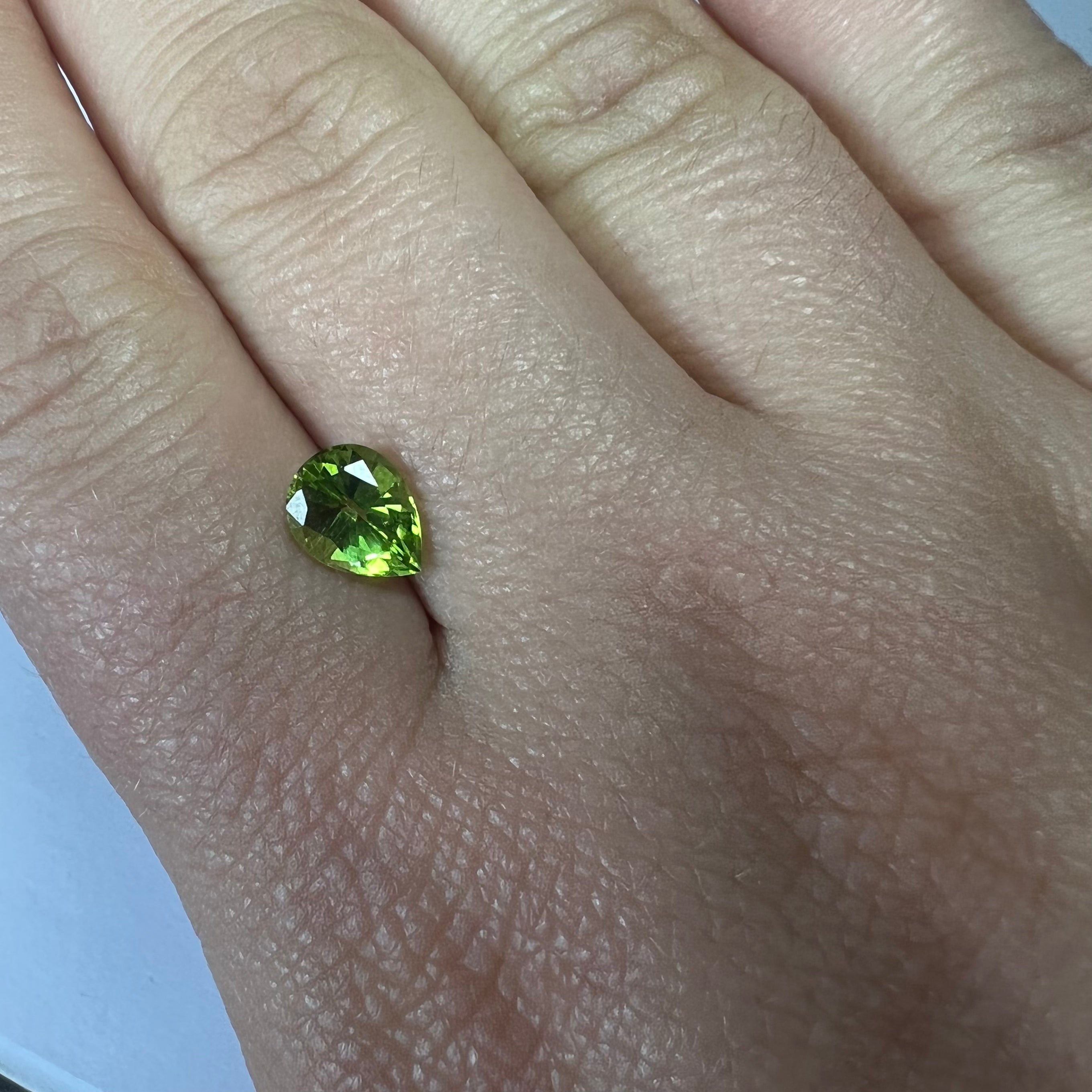 1.41 Loose Natural Pear Cut Peridot 8.06x6.20x4.48mm Earth mined Gemstone