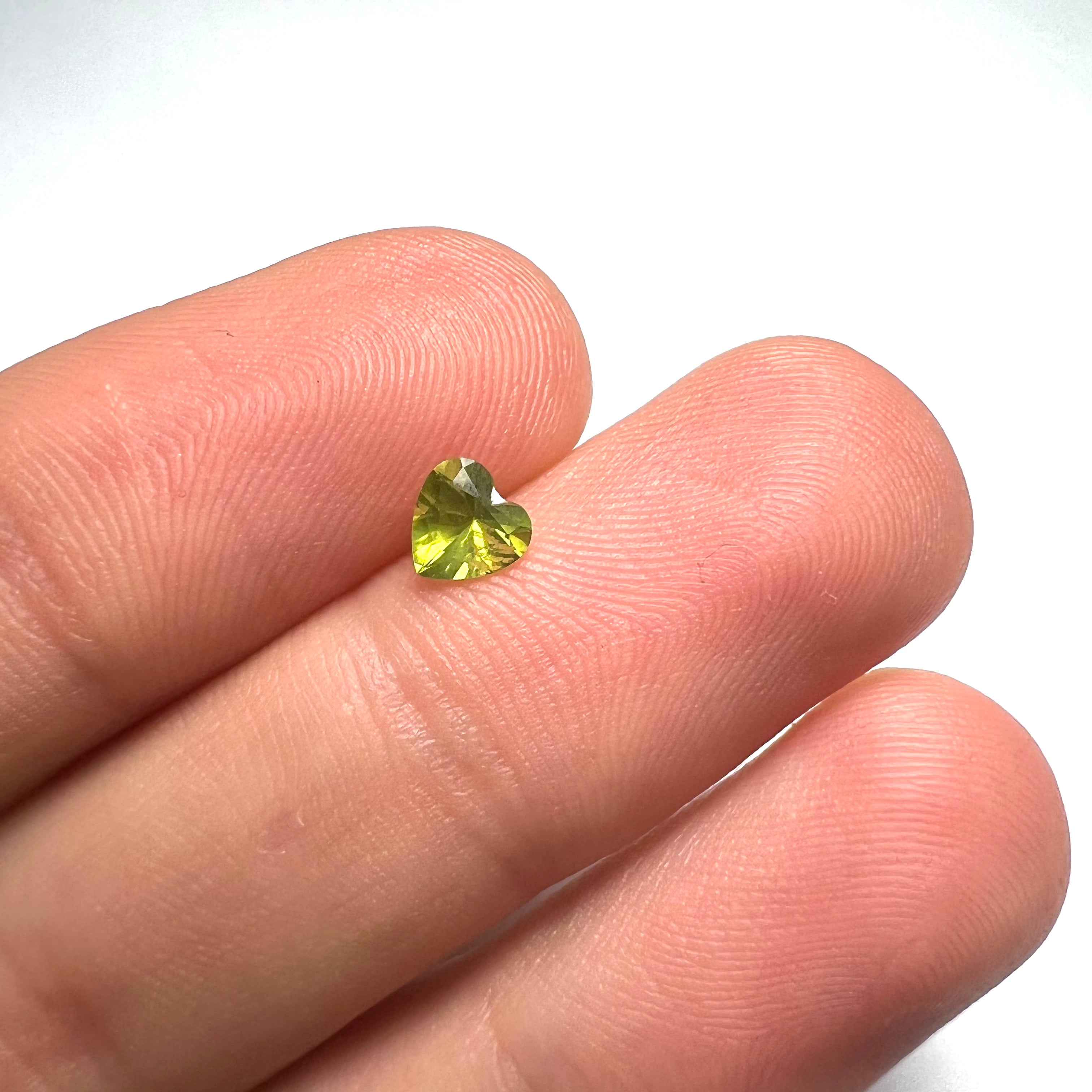.39CT Loose Natural Heart Cut Peridot 5.1x5x3mm Earth mined Gemstone
