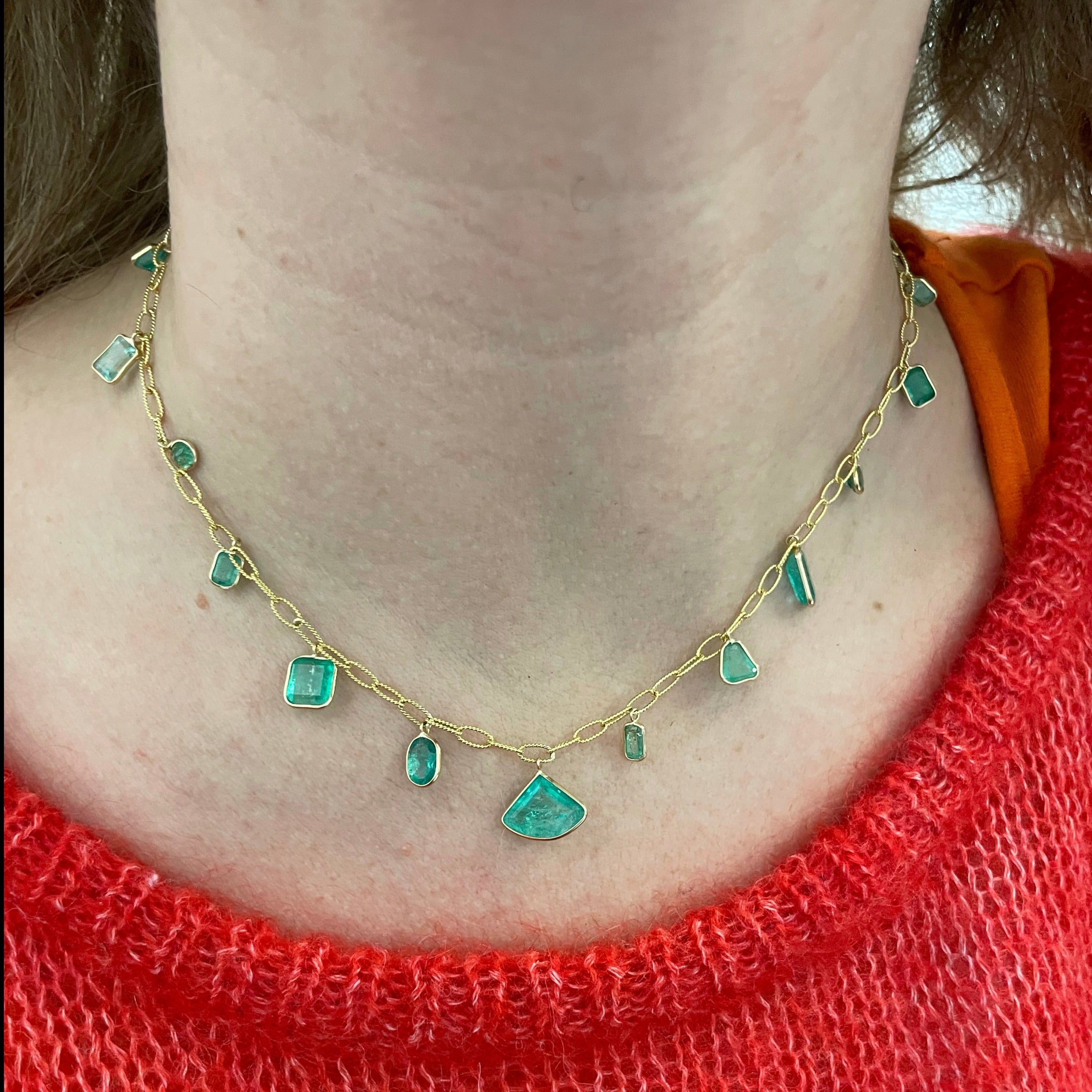 10.3CTS Multi Shape Colombian Emeralds 16" 14K Yellow Gold Dangle Necklace