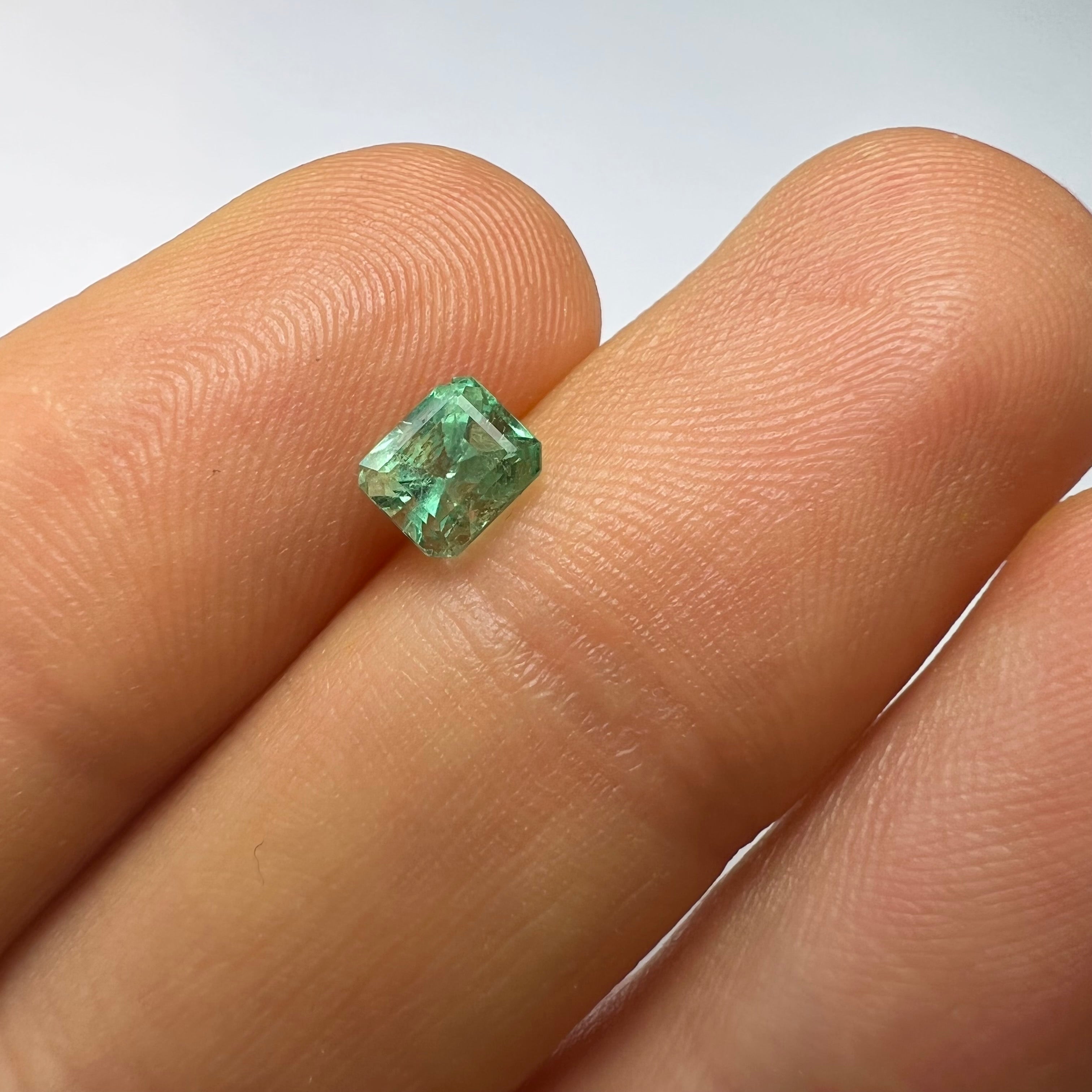 .68CT Loose Colombian Emerald Emerald Cut 5.10x4.35x4.38mm Earth mined Gemstone