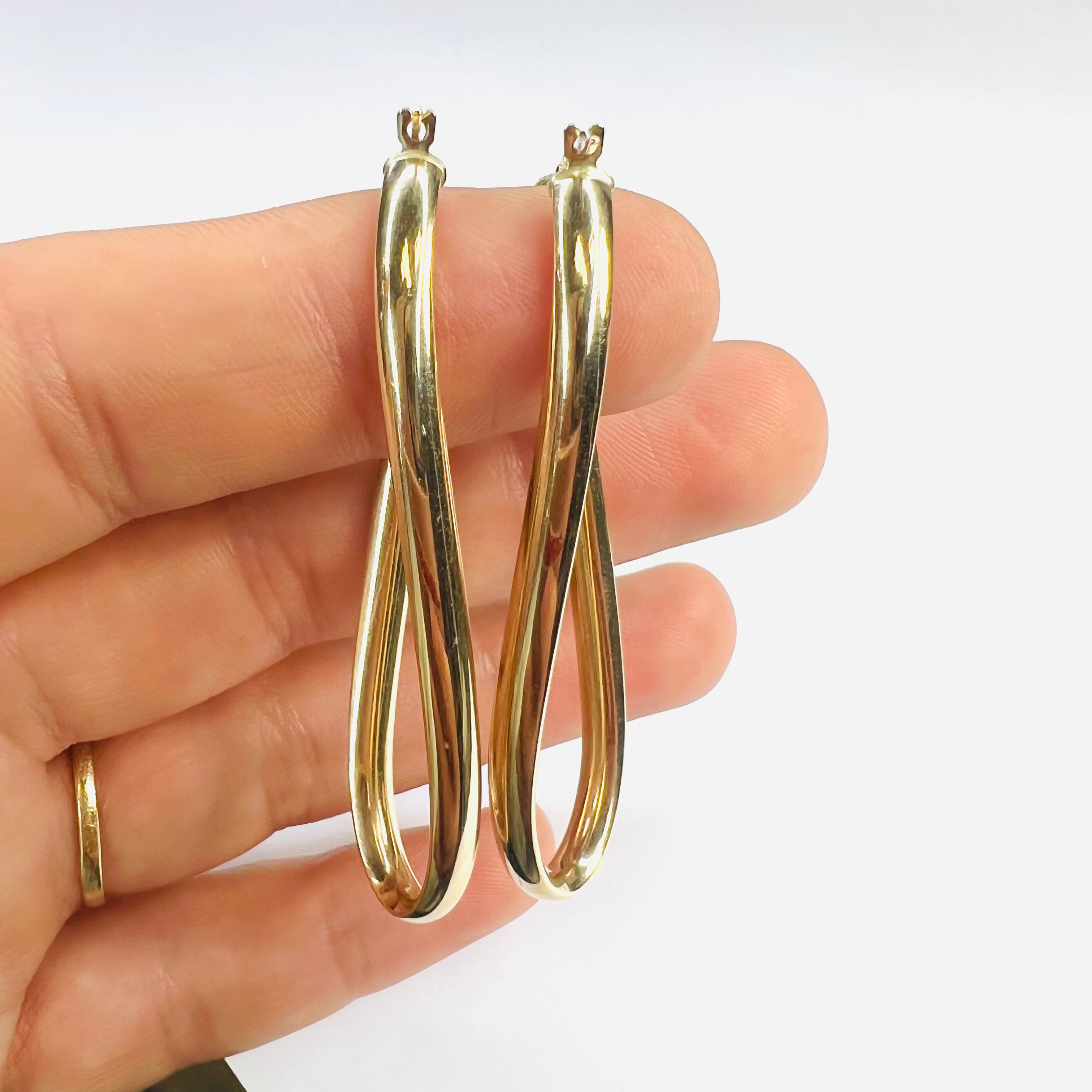 Beautiful New 14K Solid Yellow Gold twisted Hoop Earrings 2.2"x.75"
