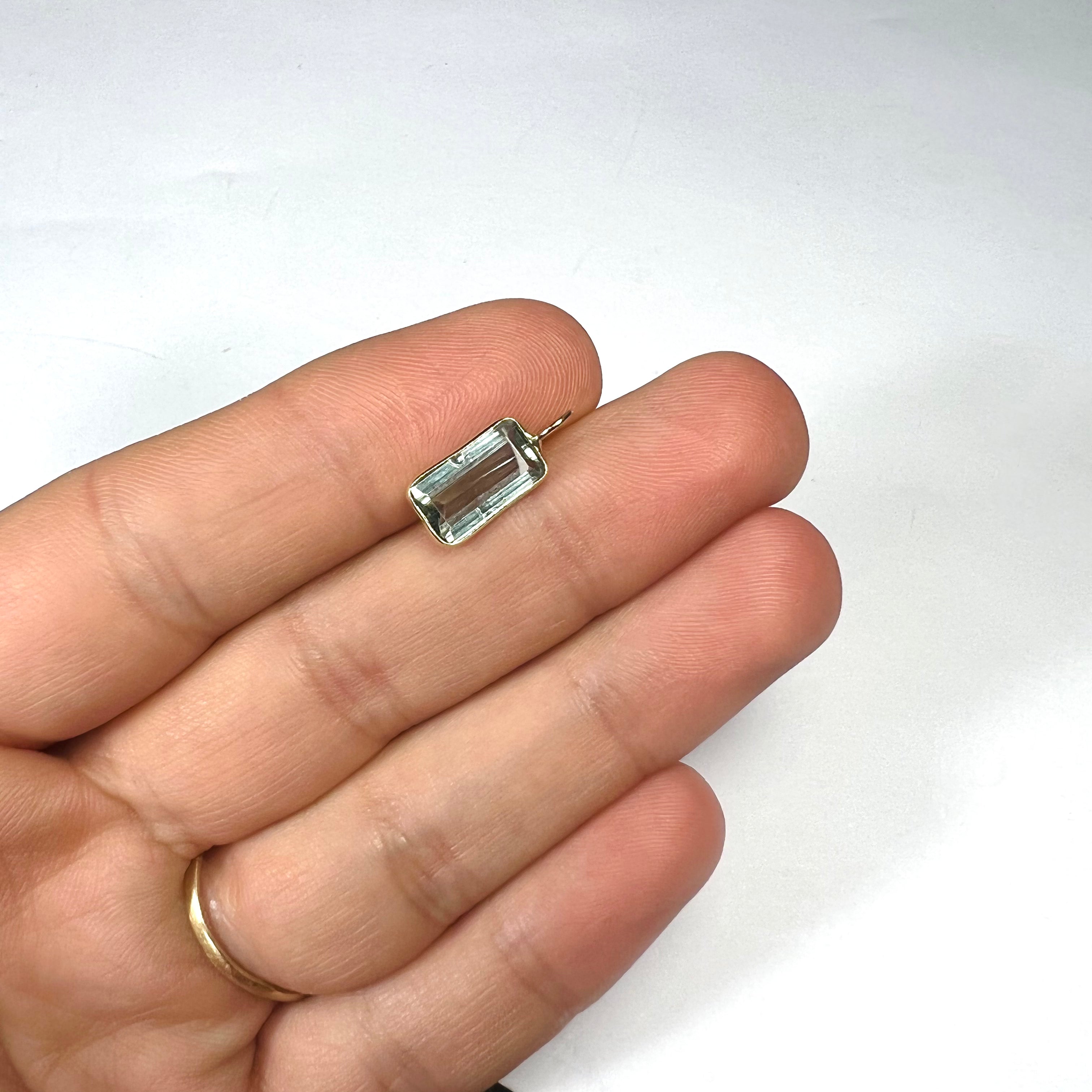 2.20CT Natural Emerald Cut Greenish Grey Tourmaline 14K Yellow Gold Pendant Char