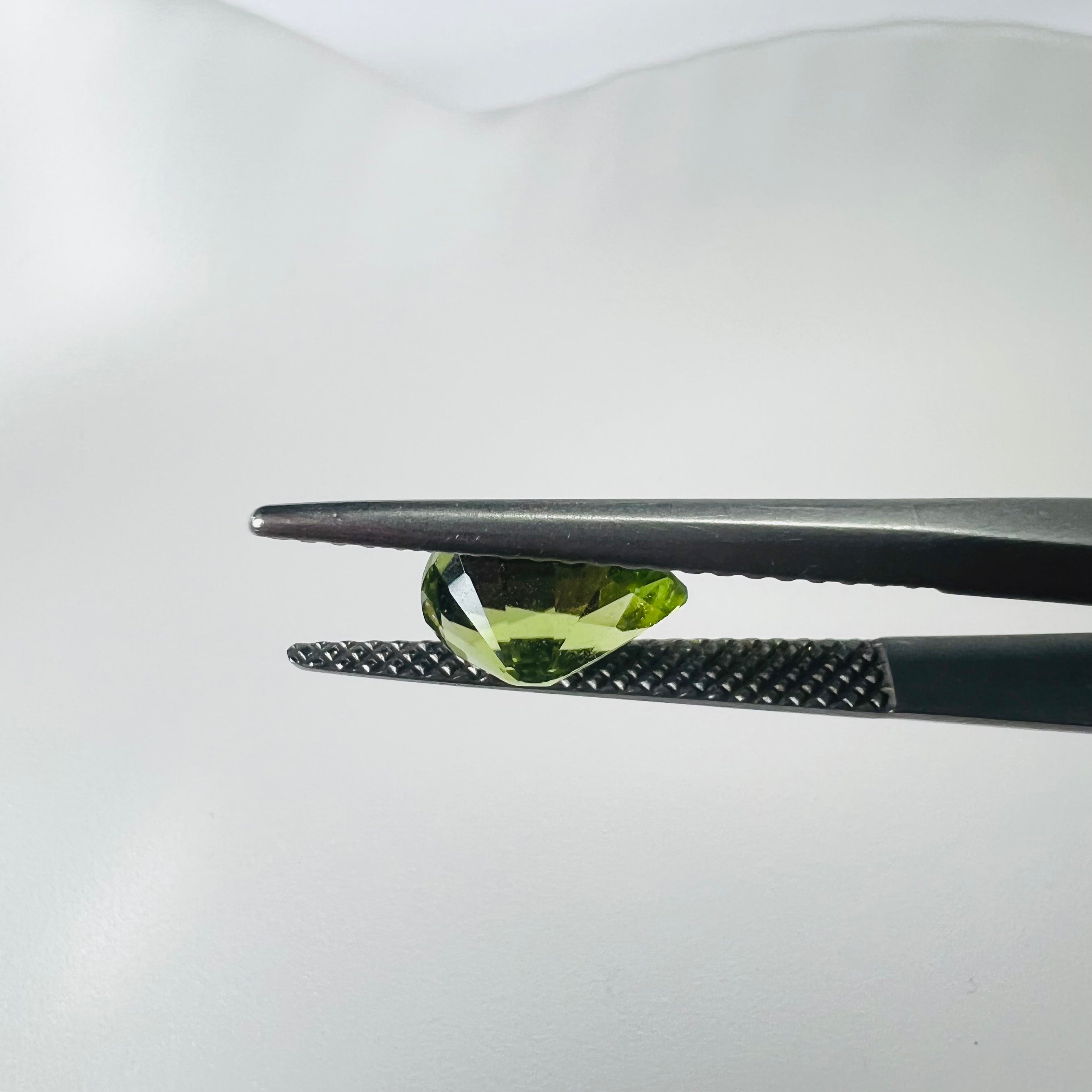 1.41 Loose Natural Pear Cut Peridot 8.06x6.20x4.48mm Earth mined Gemstone