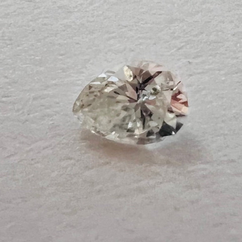 .055CT Pear Shape Diamond K SI2 2.82x2.08x1.28mm Natural Earth mined