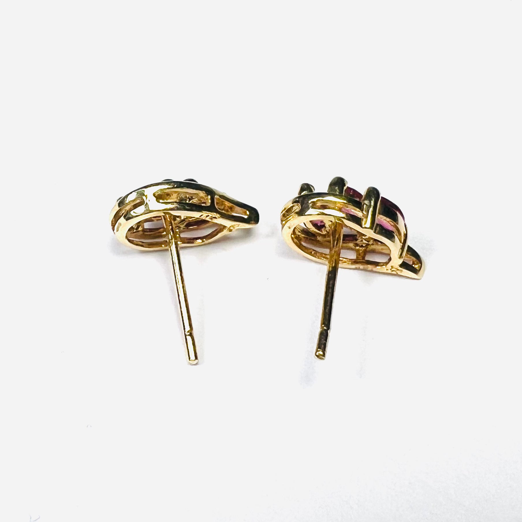 14K Yellow Gold Cherry Leaf .65ctw Ruby Earring Pushback Studs 12x6mm