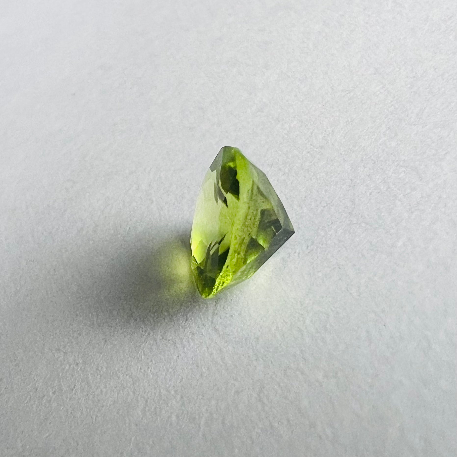 1.34CTW Loose Natural Round Peridot 6.80x4.36mm Earth mined Gemstone