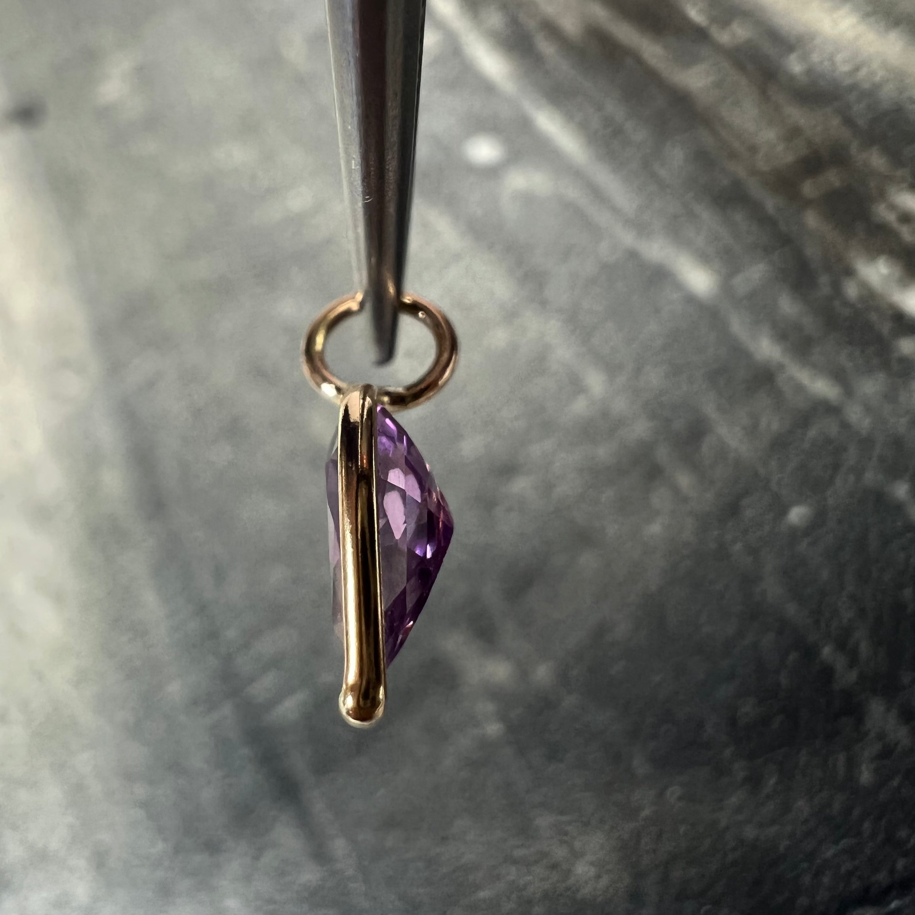 1C Natural Pink Pear Sapphire 14K Yellow Gold Pendant Charm 12x6mm