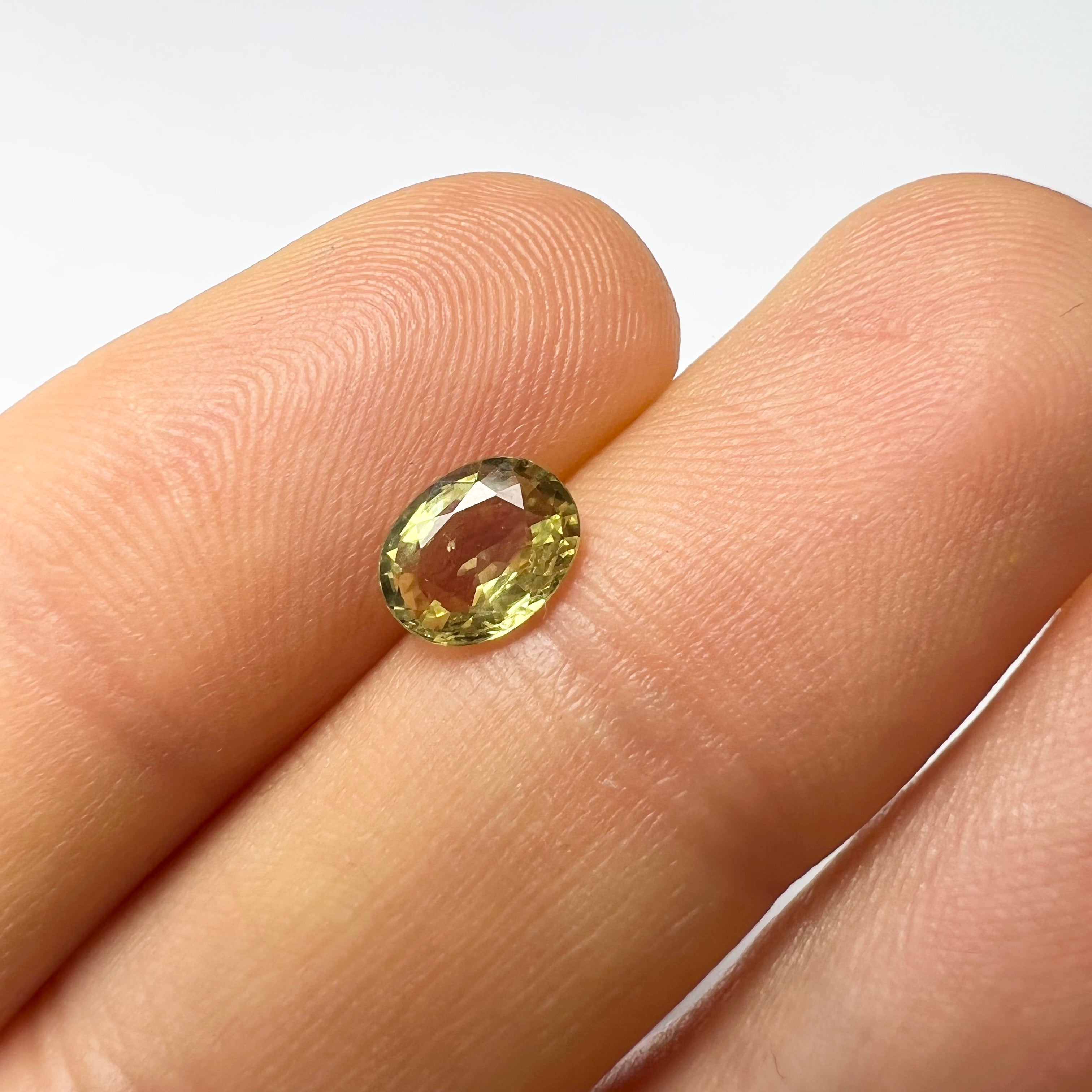 .97CTW Loose Yellow Oval Sapphire 6.96x5.42x2.70mm Earth mined Gemstone