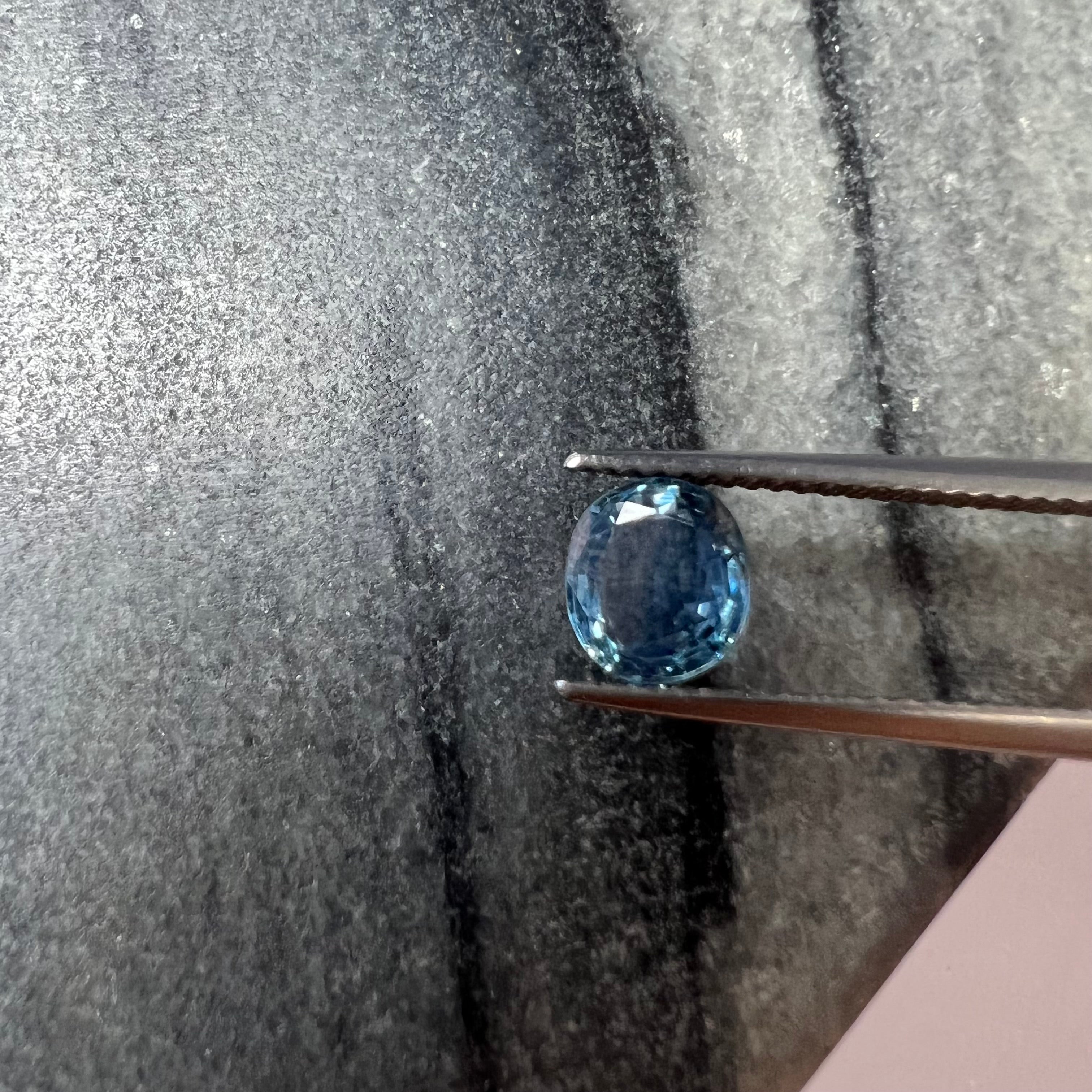 1.41CTW Loose Natural Oval Sapphire 6.86x6.04x3.12mm Earth mined Gemstone