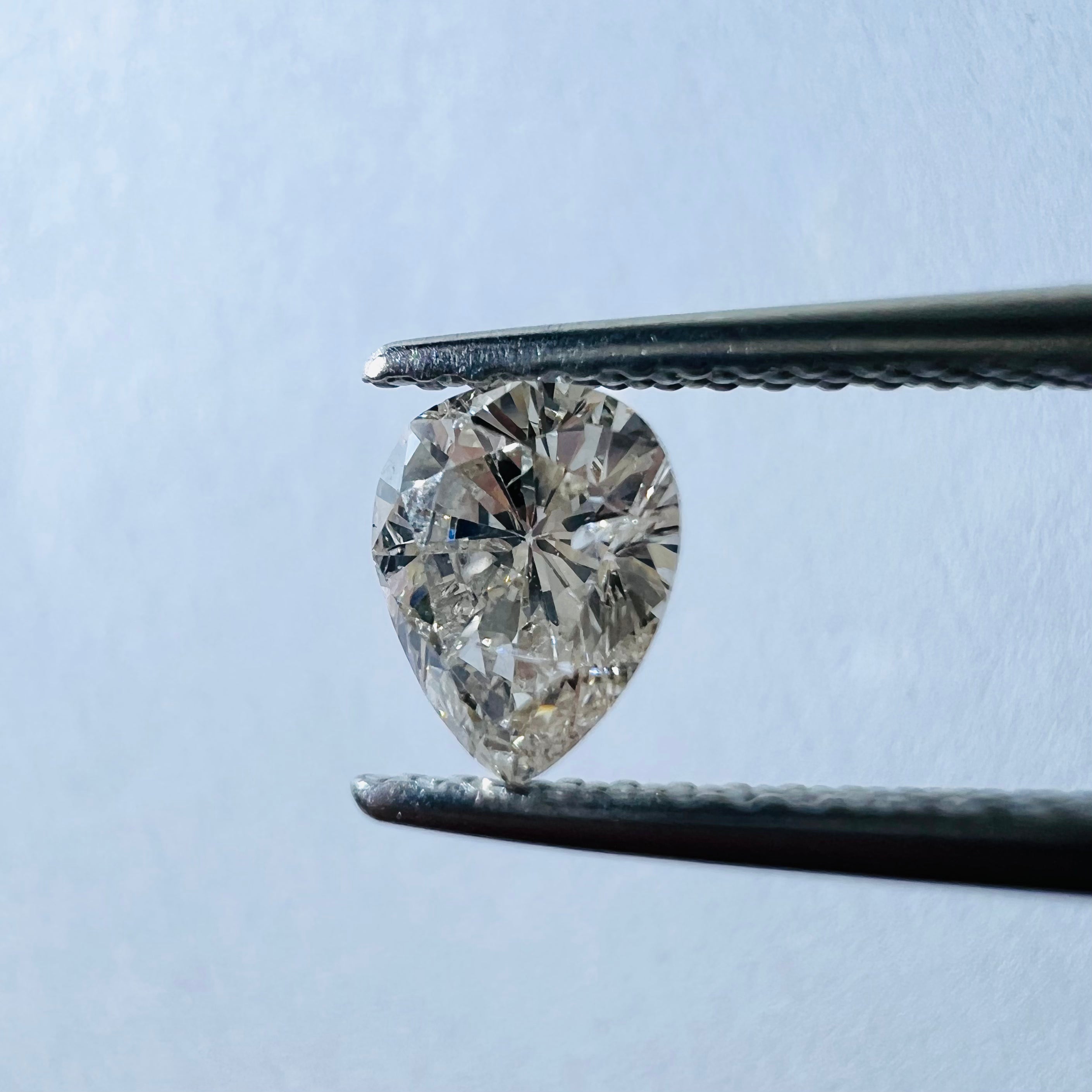 .66CT Pear Brilliant Diamond Light Champagne SI2 Natural Earth mined