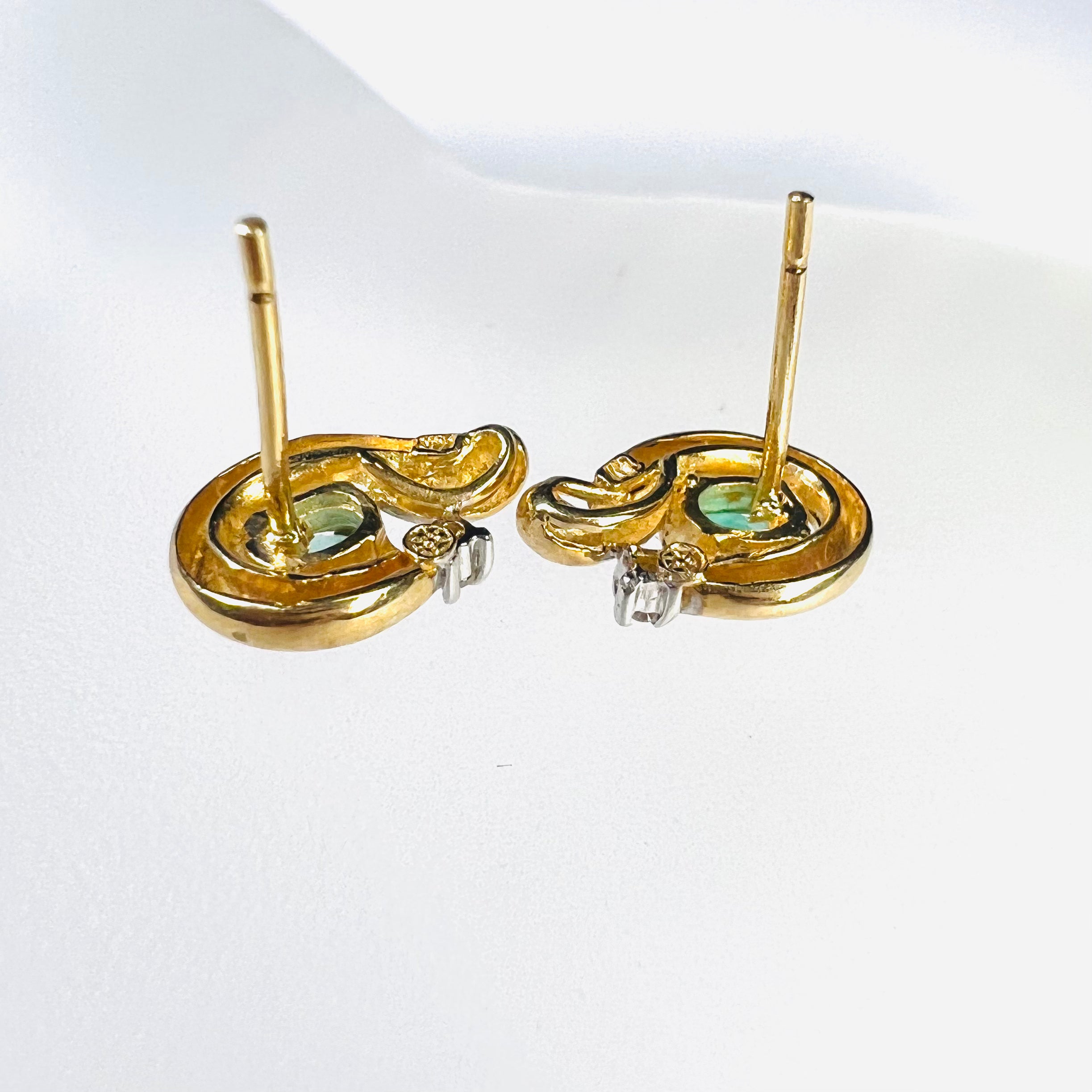 14K Yellow Gold Oval .45ct Emerald & .03ct Diamond Earring Pushback Studs 11x7mm