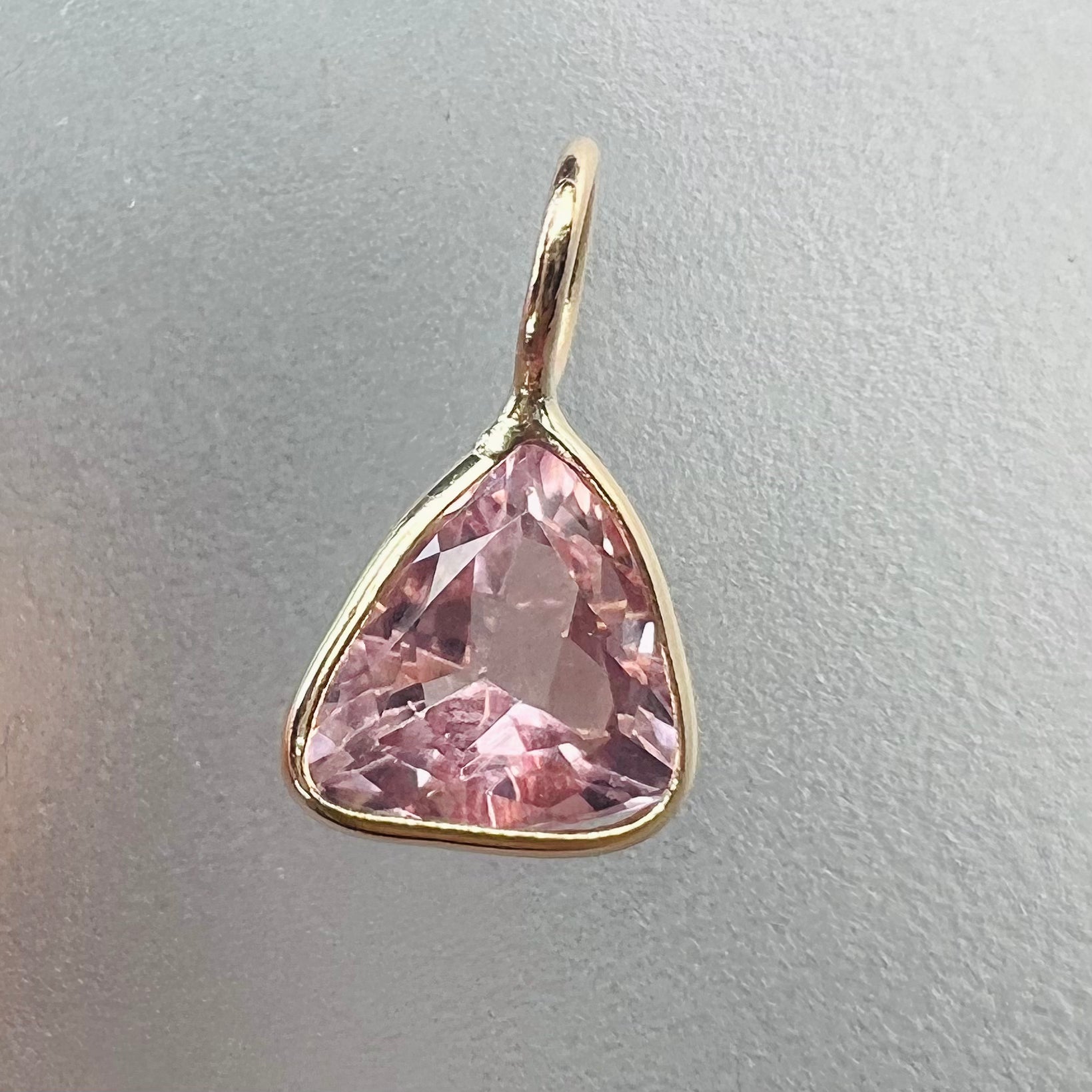 .80Ct Natural Trillion Cut Pink Sapphire 14K Yellow Gold Pendant Charm 11.5x6mm