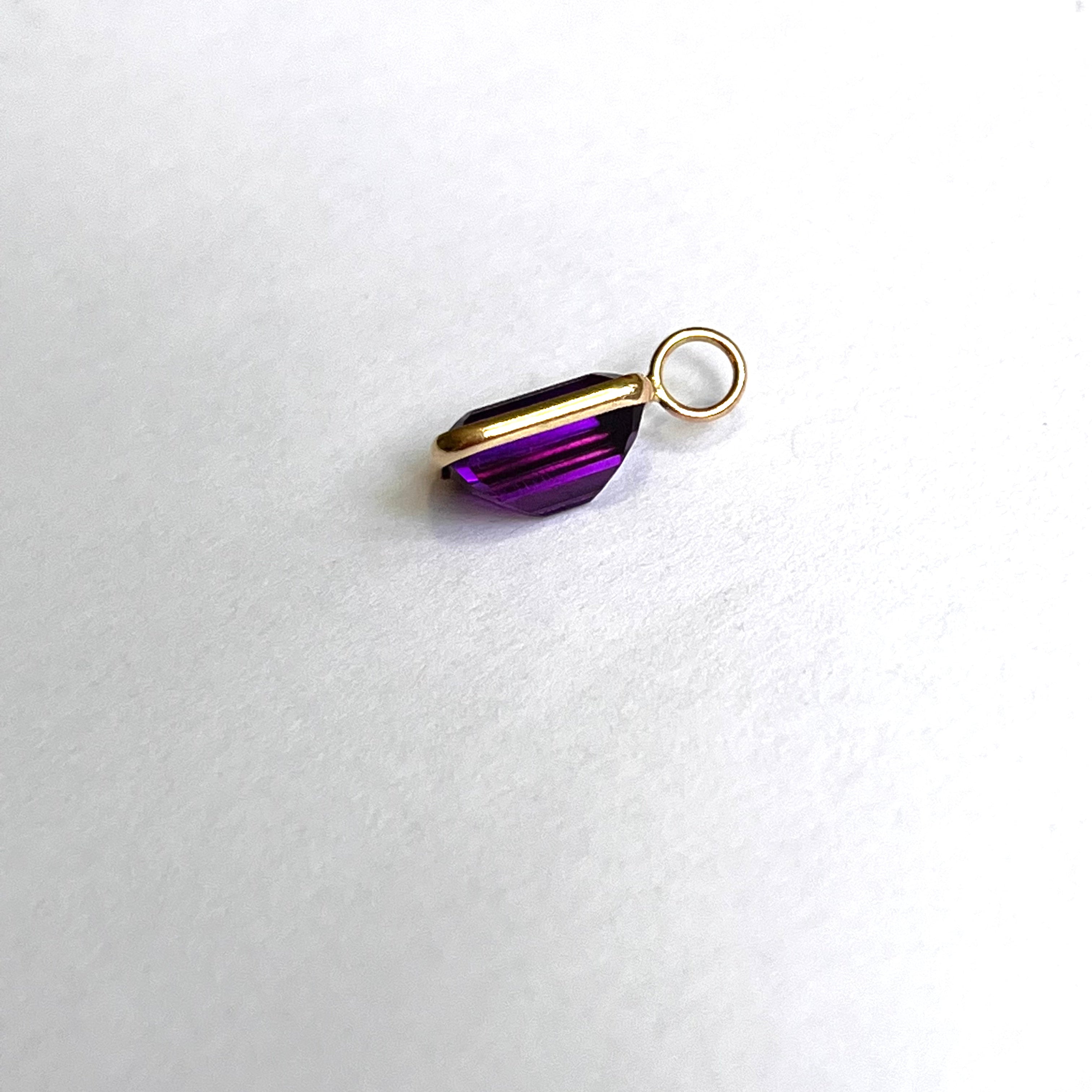 2.65ct Natural Amethyst 14K Yellow Gold Pendant Charm 15x8mm