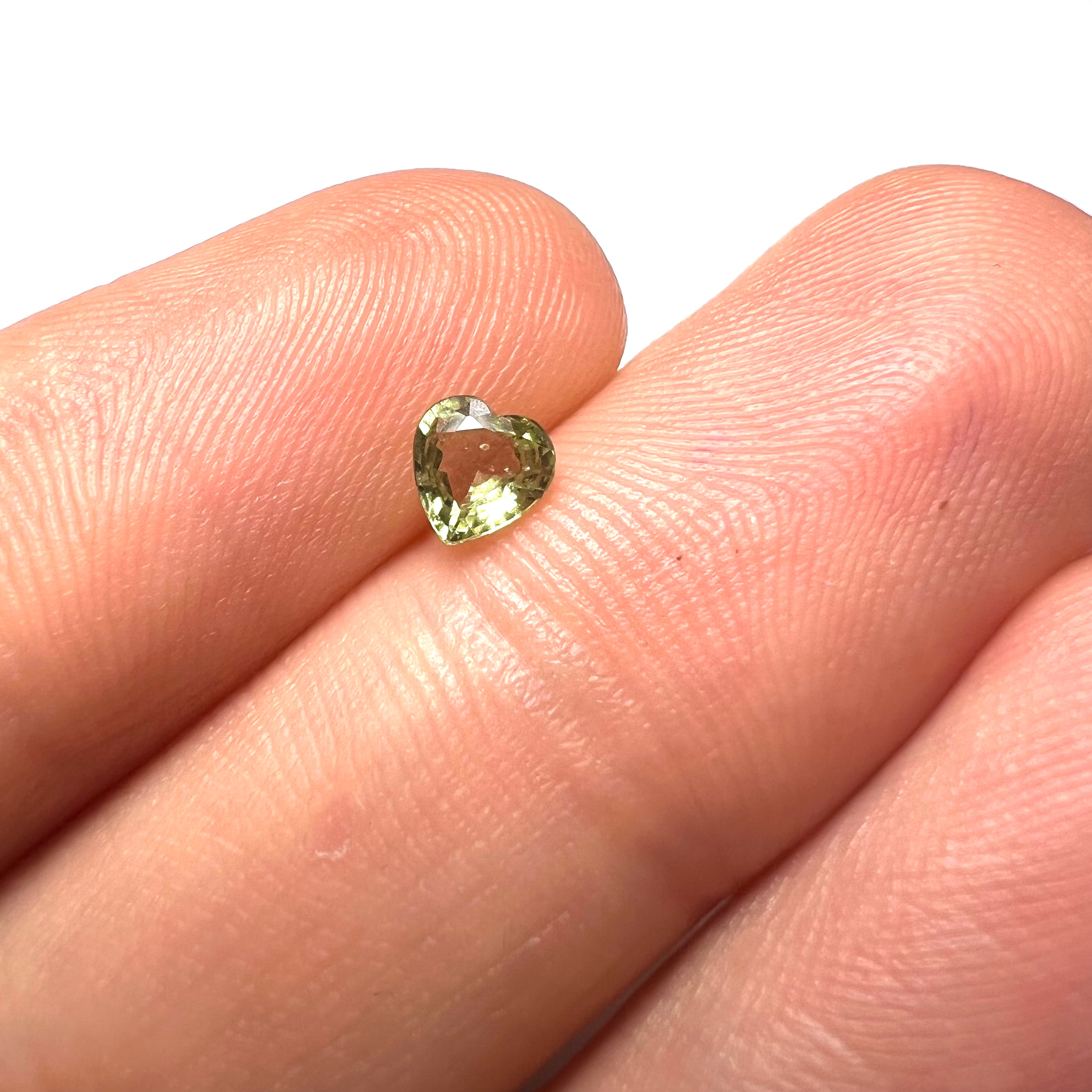 .41CT Loose Heart Green Sapphire 6.01x5.03x3.01mm Earth mined Gemstone