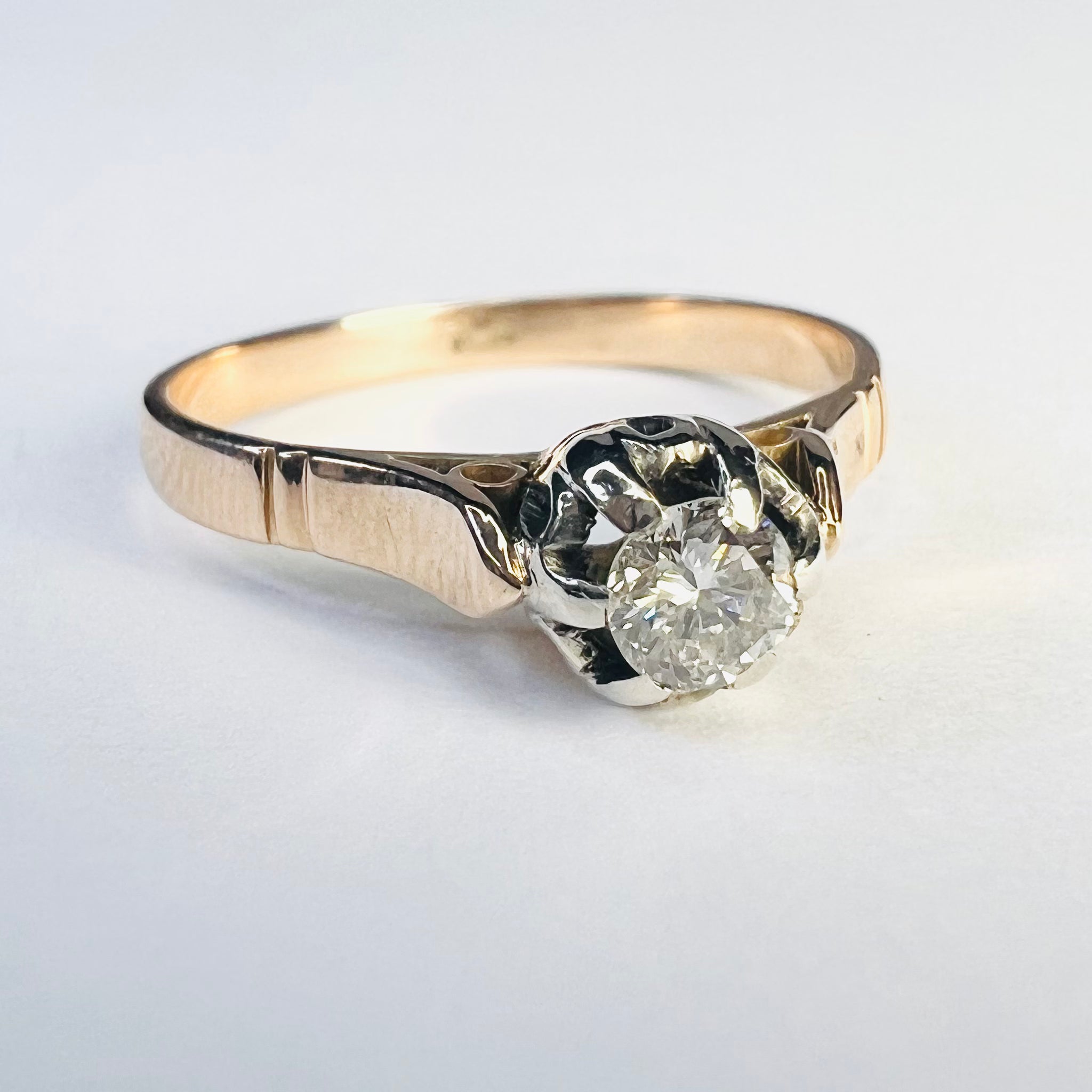 Antique 14K Yellow Gold .24CT Diamond Solitaire Engagement Ring Size 7.75
