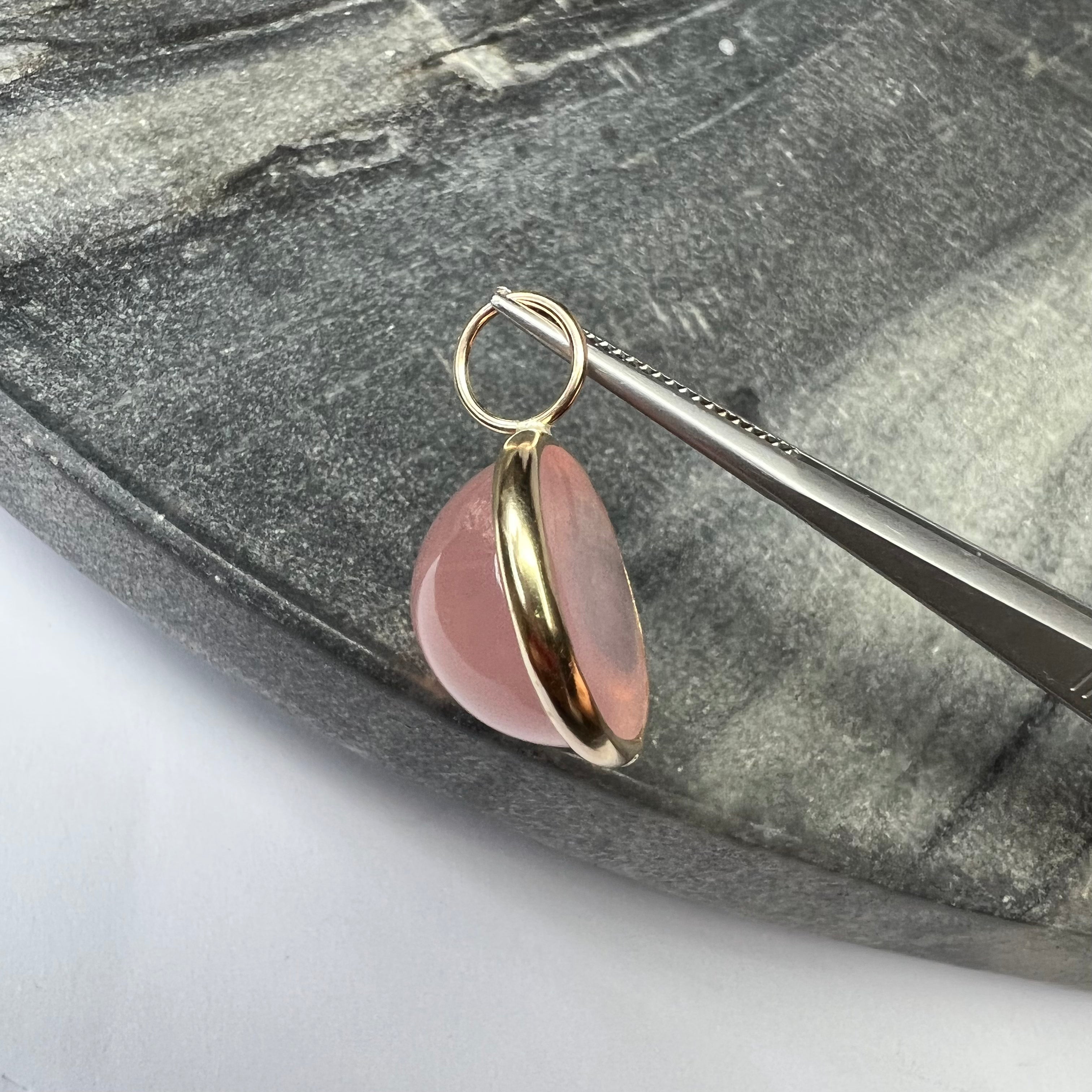 28CT Natural Cabochon Rose Quartz 14K Yellow Gold Pendant Charm 25x23mm