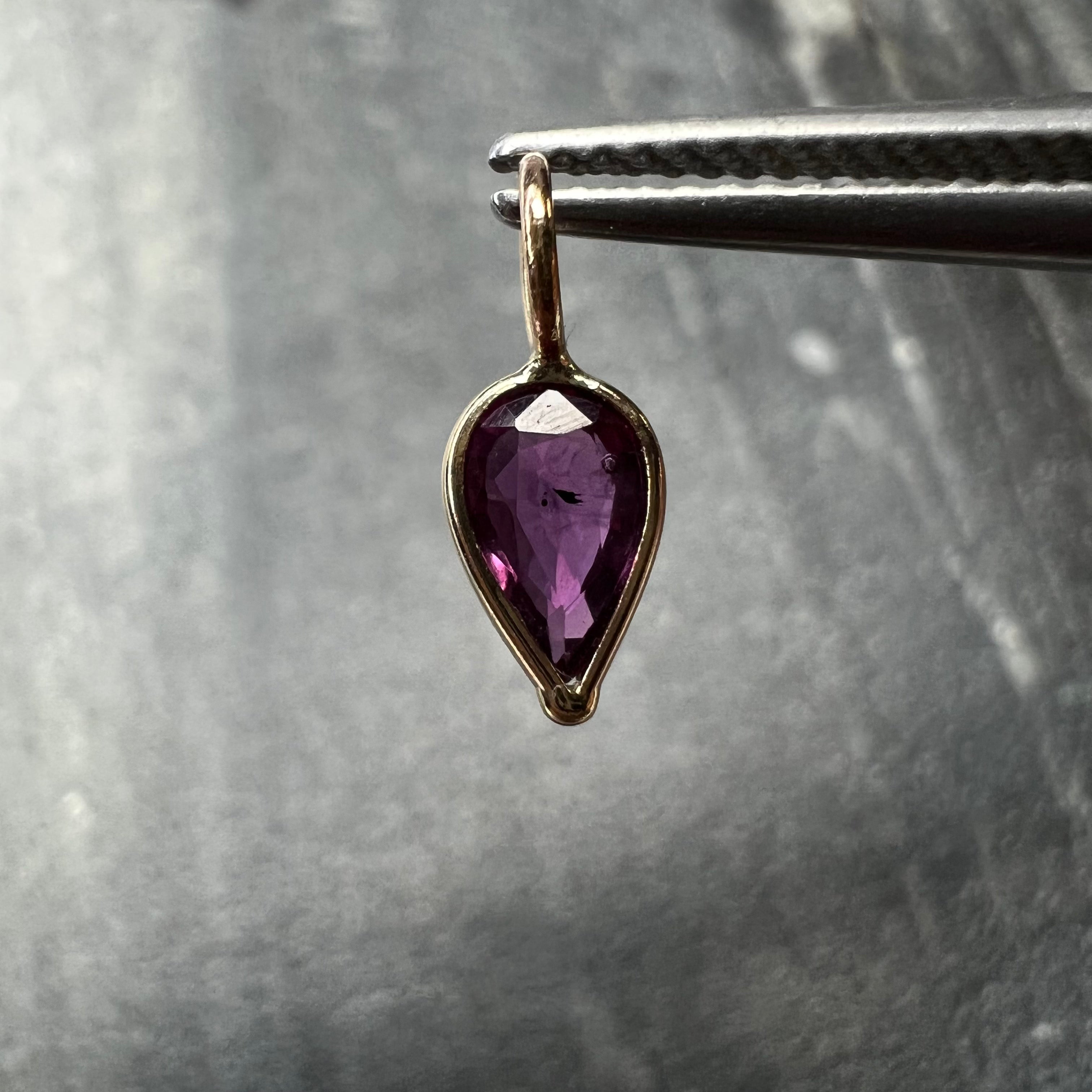 .52CT Natural Pear Ruby 14K Yellow Gold Pendant Charm 11x4.5mm