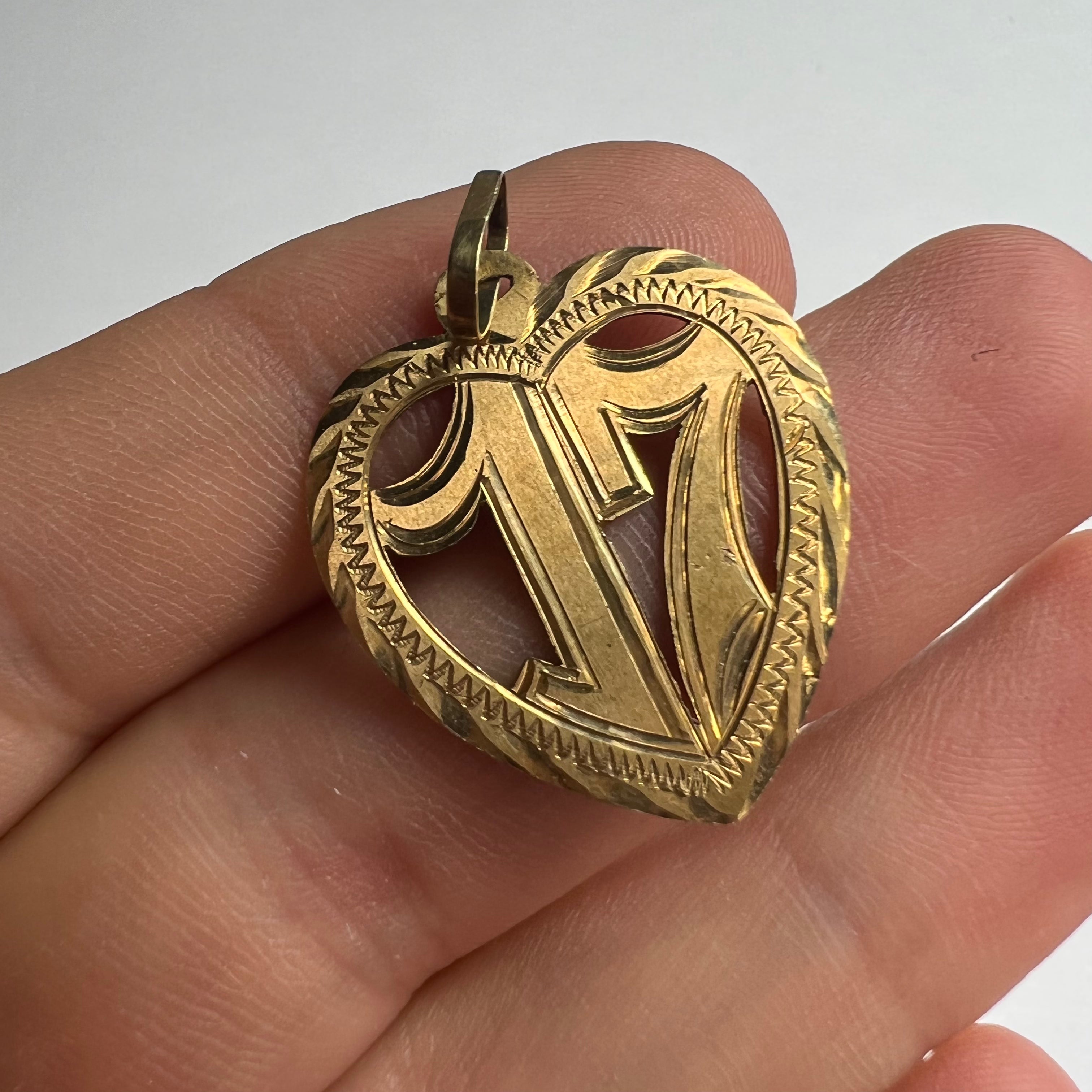 Heart Number 17 Pendant 14K Yellow Gold