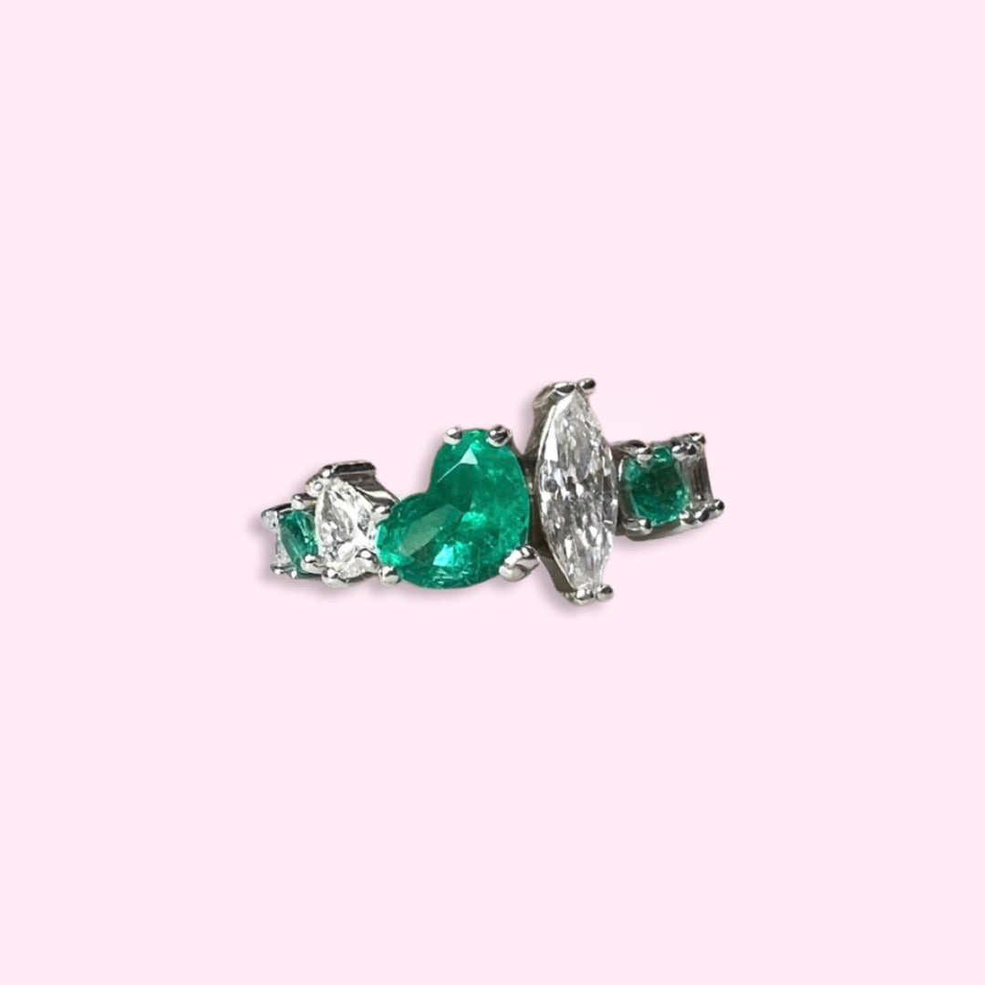 Solid 18K White Gold Multi-shape Diamond and Emerald Ring Band Size 5.5
