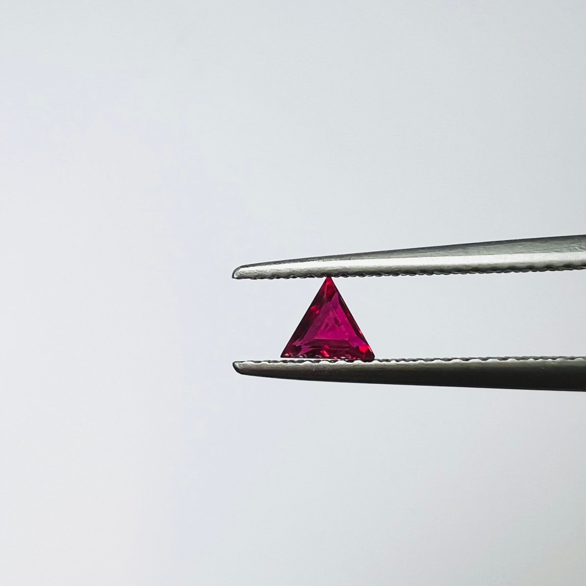 .31CT Loose Trillion Cut Ruby 4.11x4.16x2.12mm Earth mined Gemstone