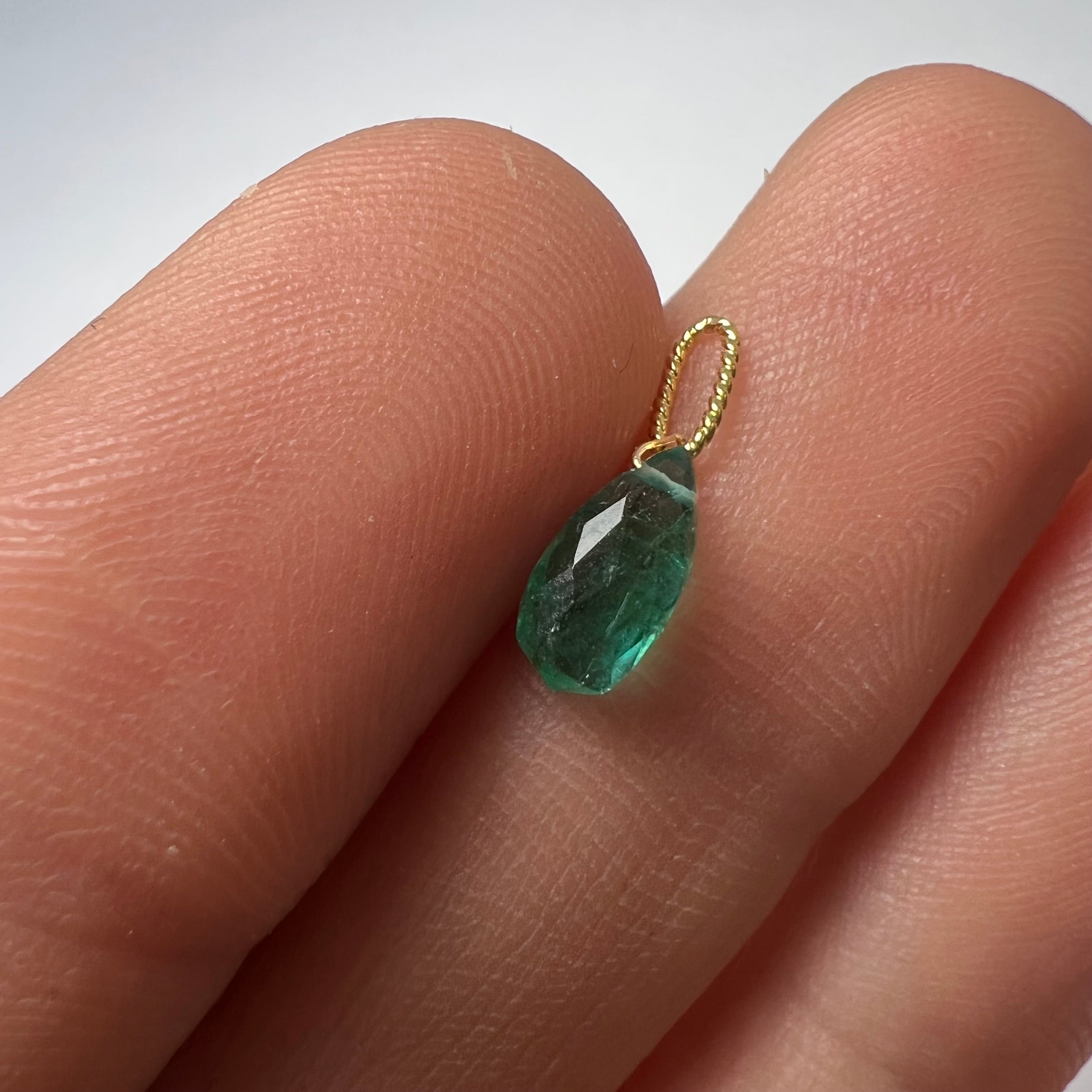 .75ct Solid 14K Yellow Gold Briolette Emerald Twisted bail Charm 8x3.85x3.17mm