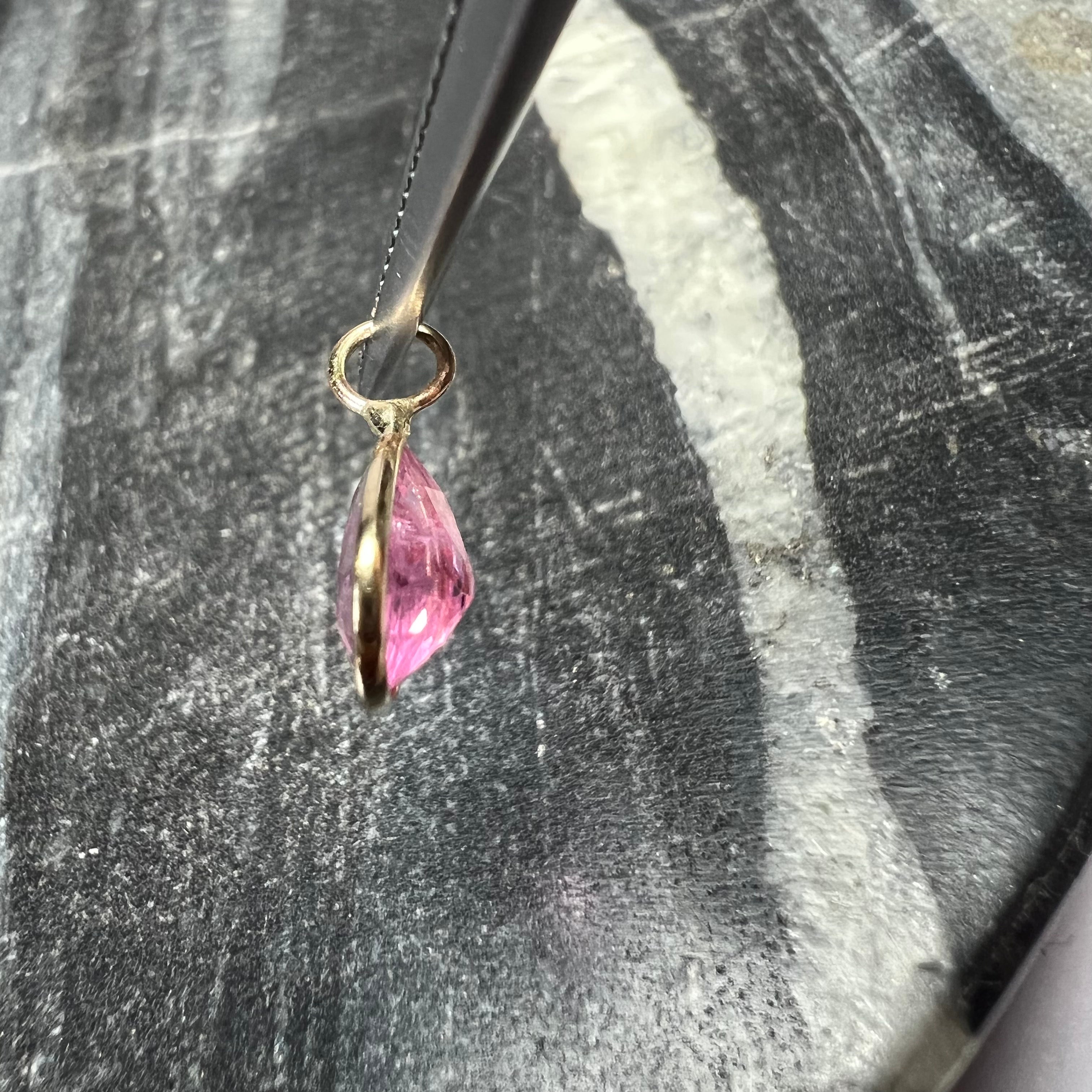1.02CT Natural Pink Pear Tourmaline 14K Yellow Gold Pendant Charm 14x6mm