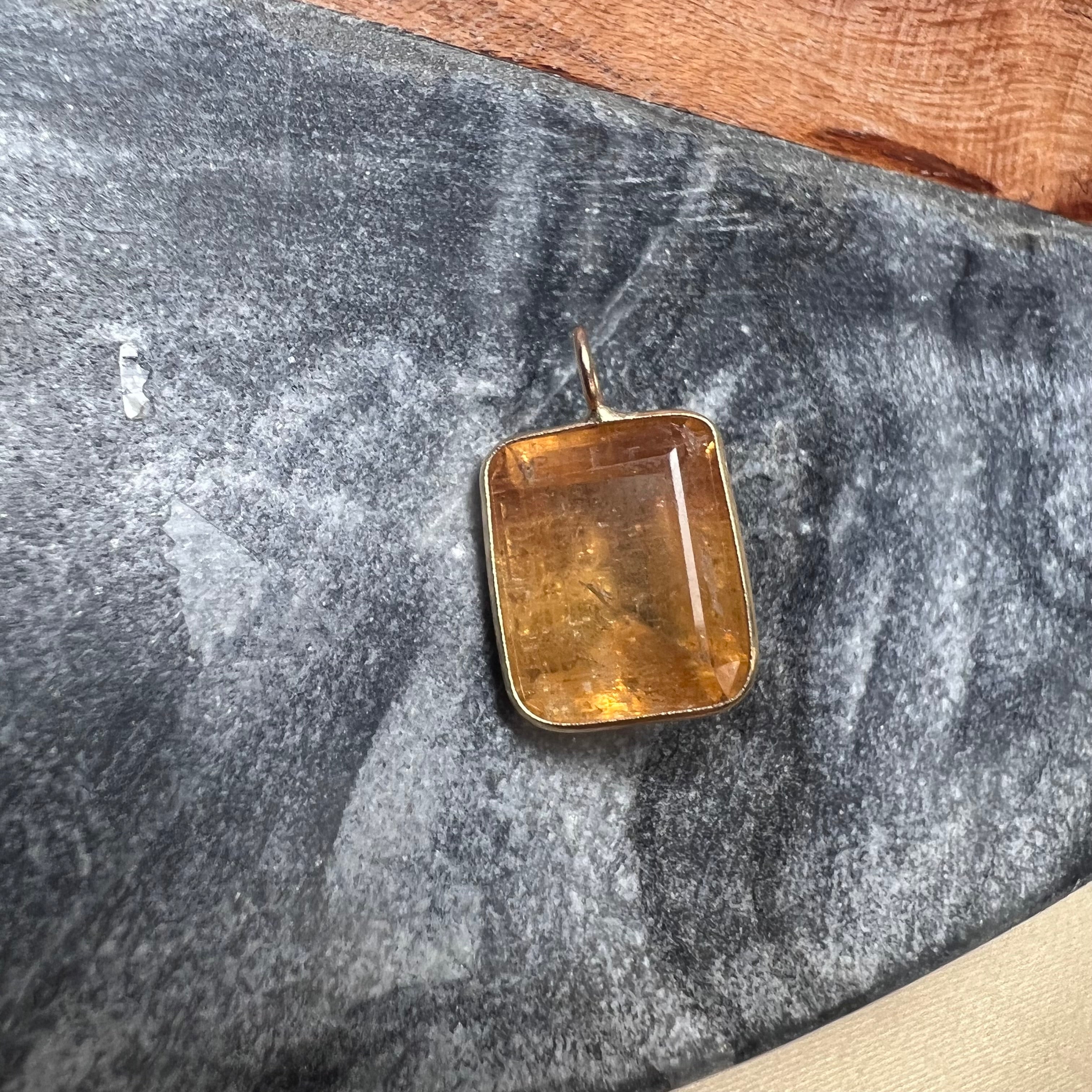 8.74CT Natural Topaz 14K Yellow Gold Charm Pendant 18x11mm