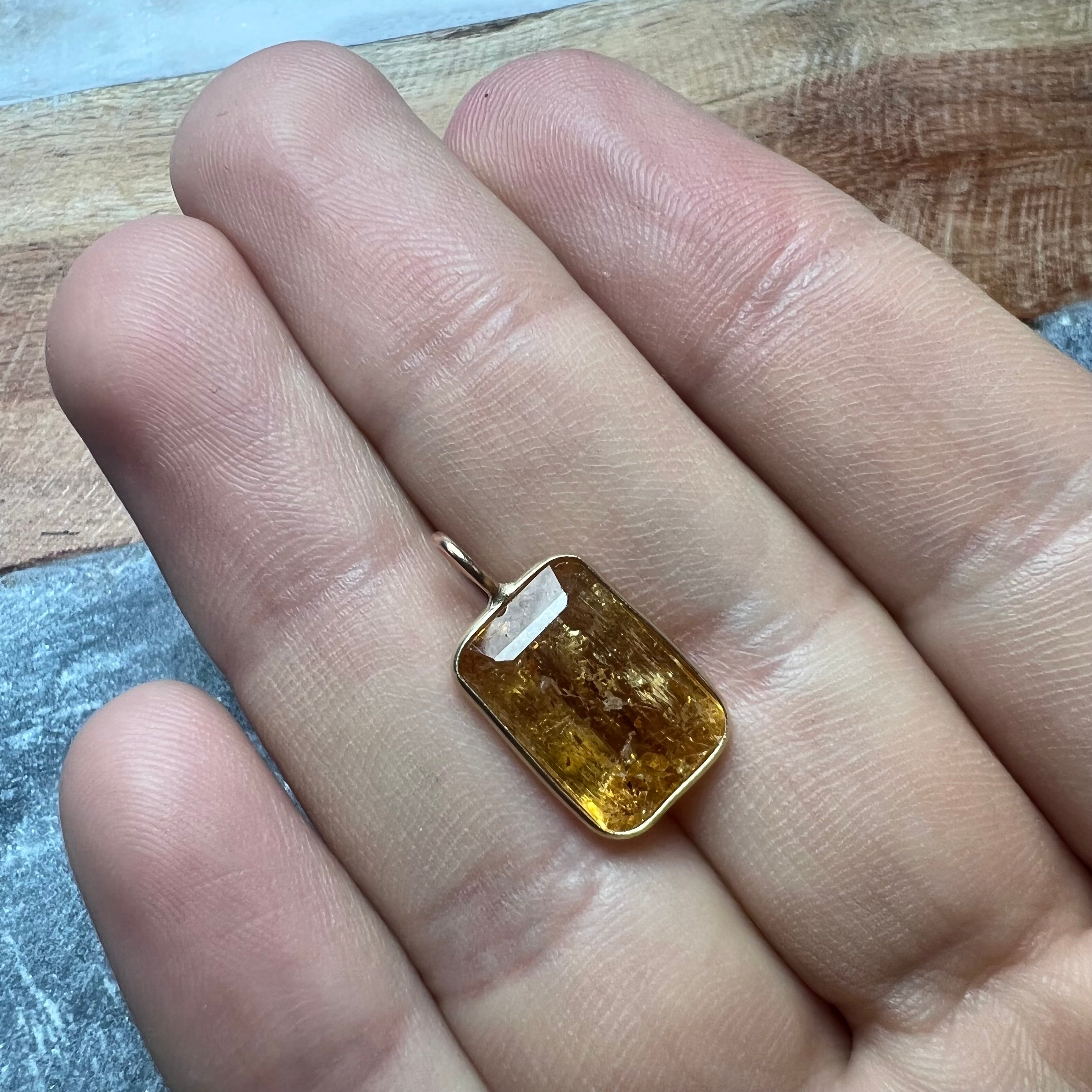 7.29CT Natural Topaz 14K Yellow Gold Charm Pendant 19x9mm