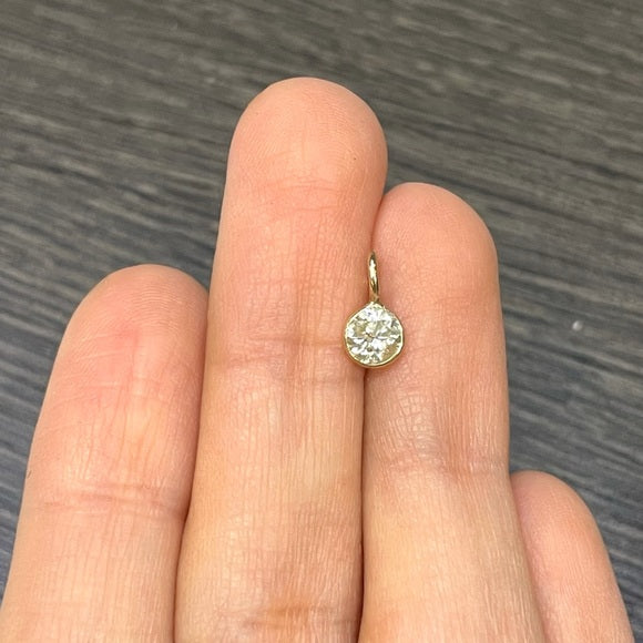 .40CT Brilliant Cut Diamond Pendant in solid 14k Yellow Gold