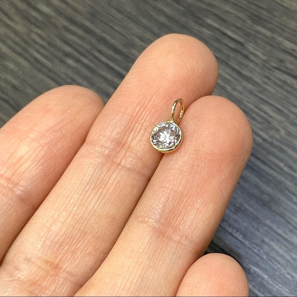 .70CT Brilliant Cut Diamond Pendant in solid 14k Yellow Gold