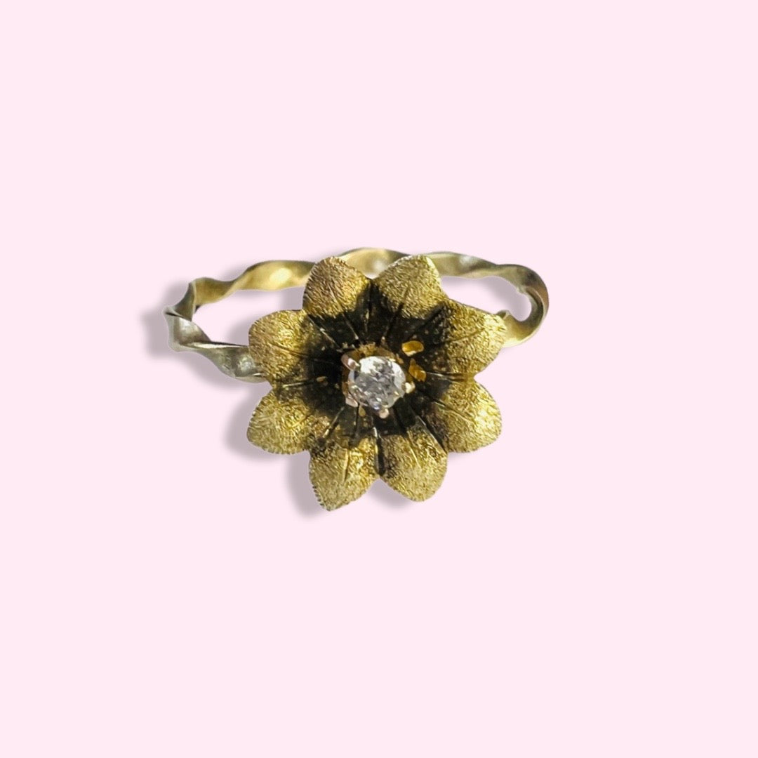 Antique 14K Yellow Gold Flower with Diamond Twisted Band Ring Size 5.75