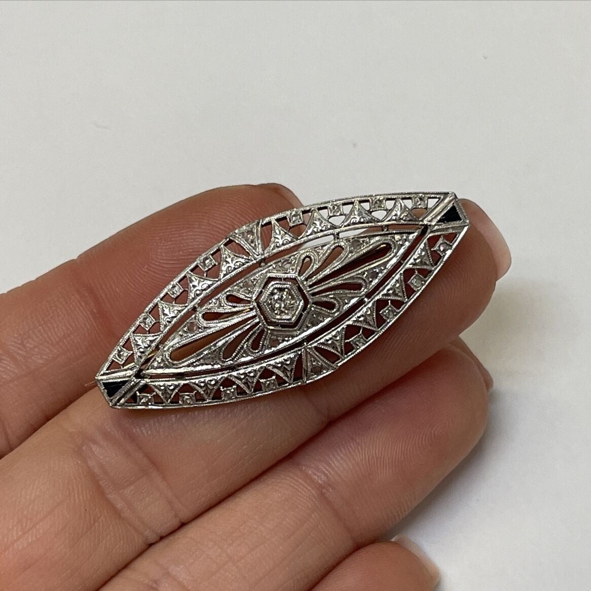 Art Deco Diamond 18K Yellow Gold and Platinum Antique Navette Shaped Pin Brooch