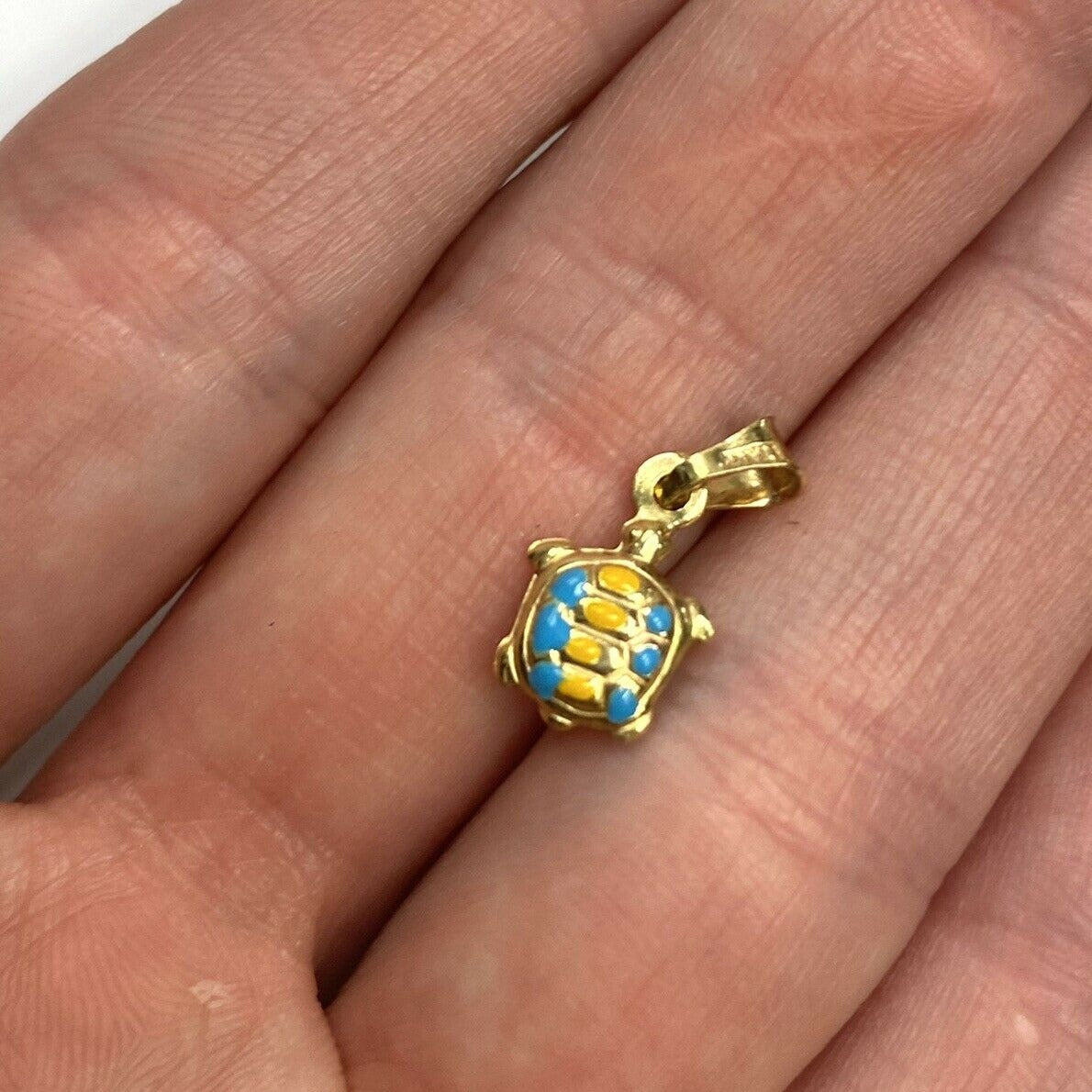 14k Yellow Gold Turtle with Enamel Charm Pendant 15x9mm