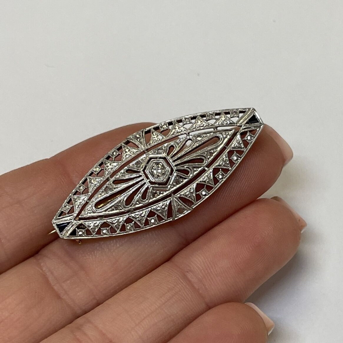 Art Deco Diamond 18K Yellow Gold and Platinum Antique Navette Shaped Pin Brooch