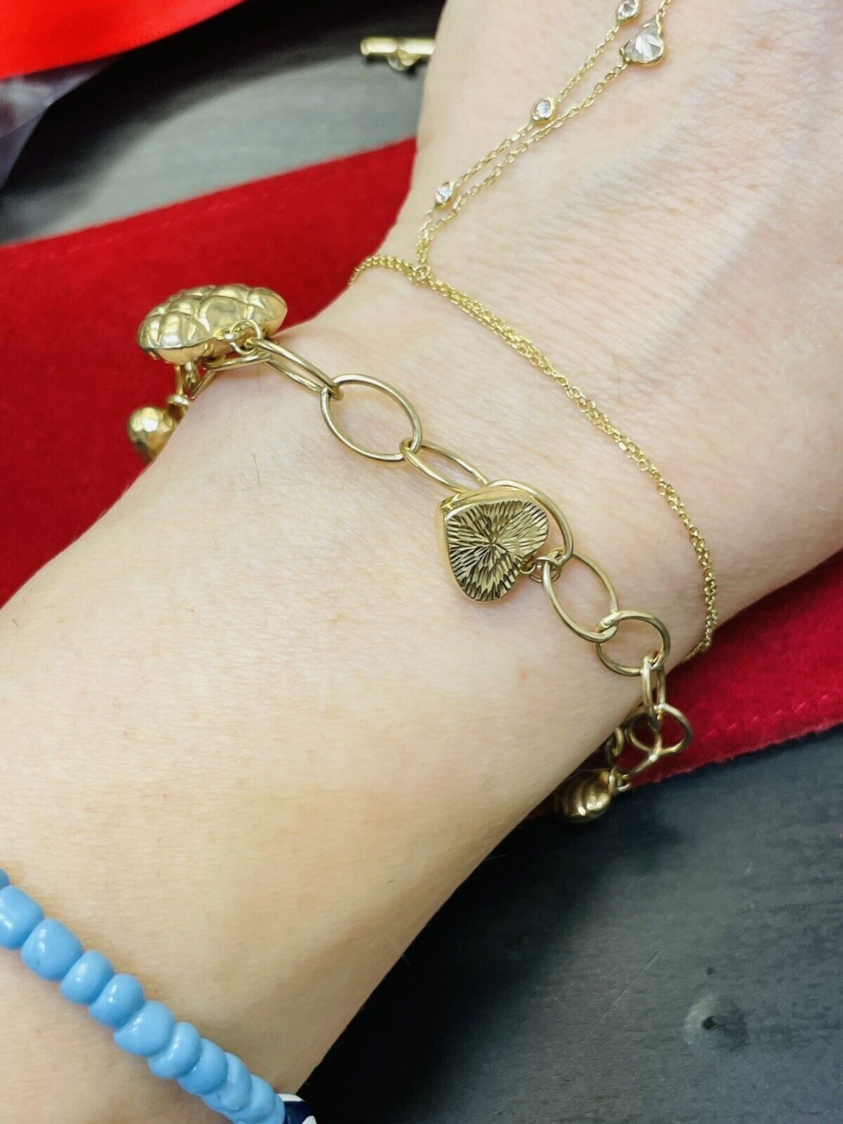 Cute Vintage Puffy Heart 6 Charm Rolo Link 14K Yellow Gold Bracelet