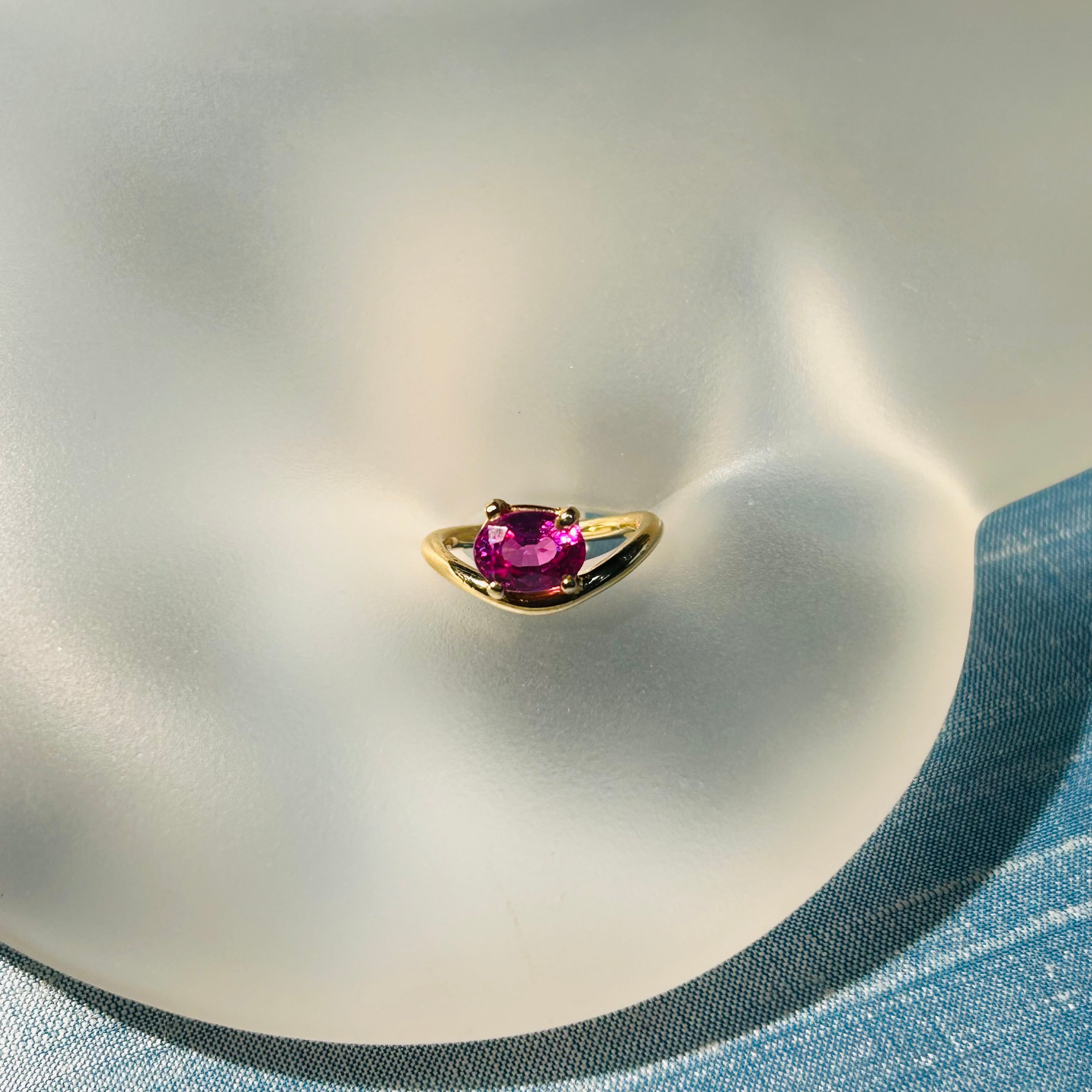 14k Yellow Gold Pink Sapphire Wavy Pinky Ring Size 2